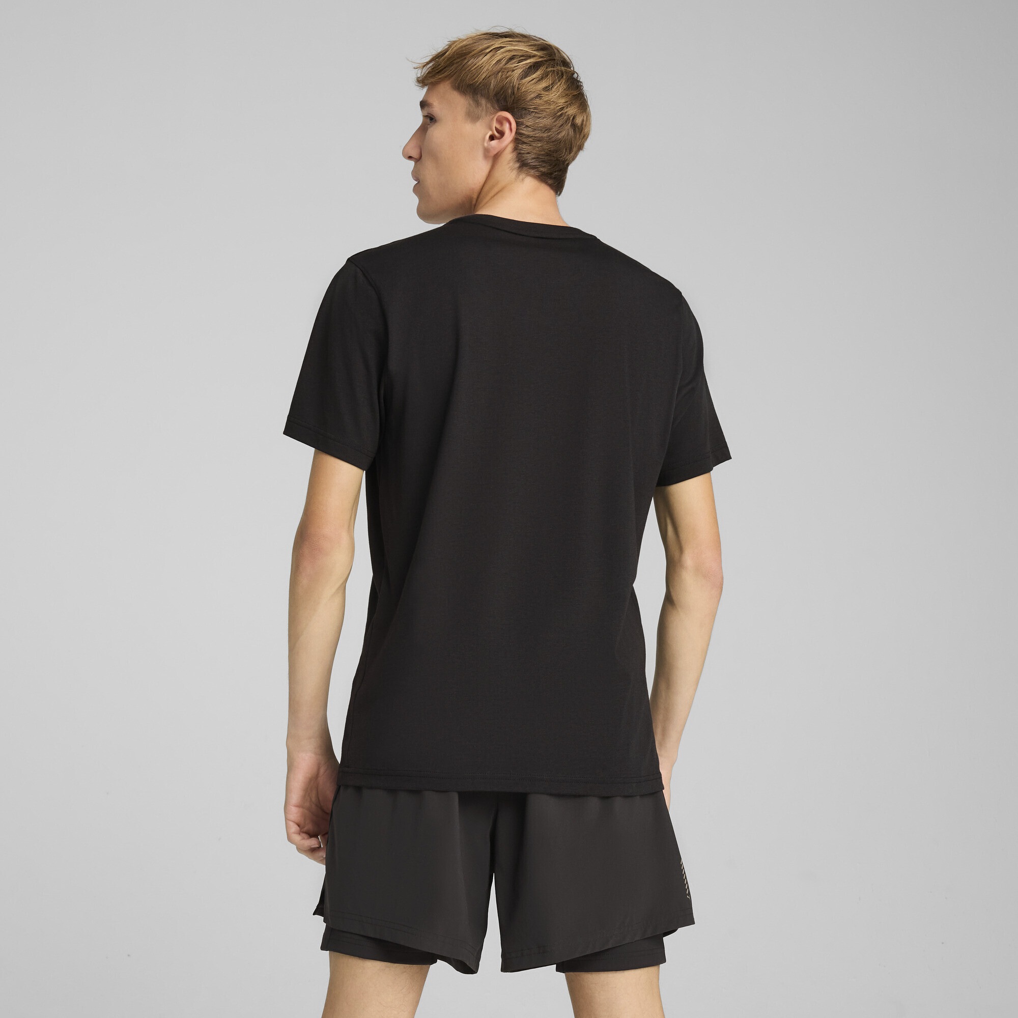 PUMA Laufshirt »GRAPHICS SEASONS Laufshirt Herren«