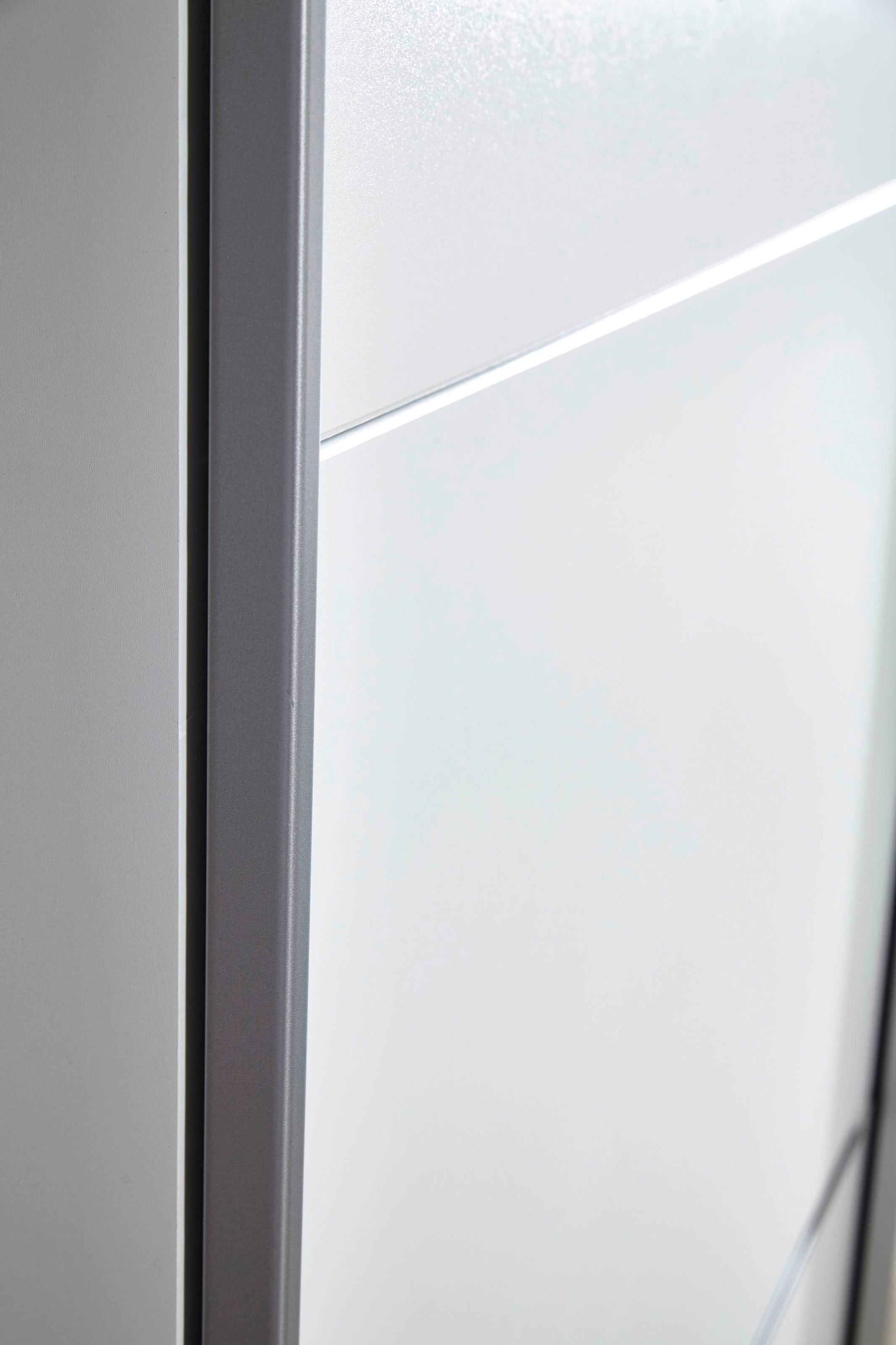 rauch Schwebetürenschrank »Kleiderschrank Schrank Garderobe Wäscheschrank SEVILLA mit Spiegel«, (in 3 verschiedenen Ausstattungen BASIC/CLASSIC/PREMIUM), Metall-Griffleisten alufarben oder Graumetallic MADE IN GERMANY