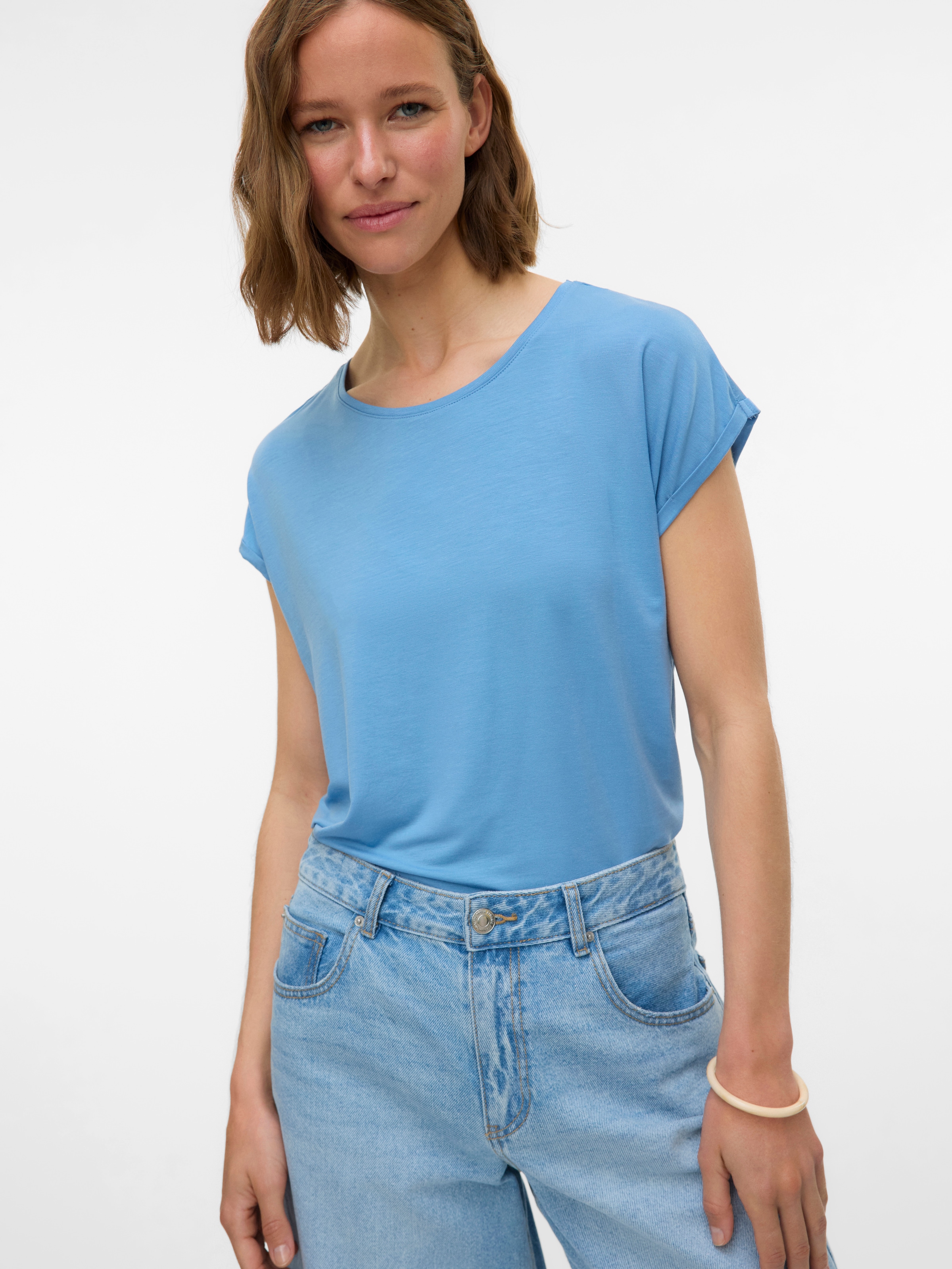 Vero Moda Rundhalsshirt "VMAVA PLAIN SS TOP GAJRS NOOS" Materialmix, regula günstig online kaufen