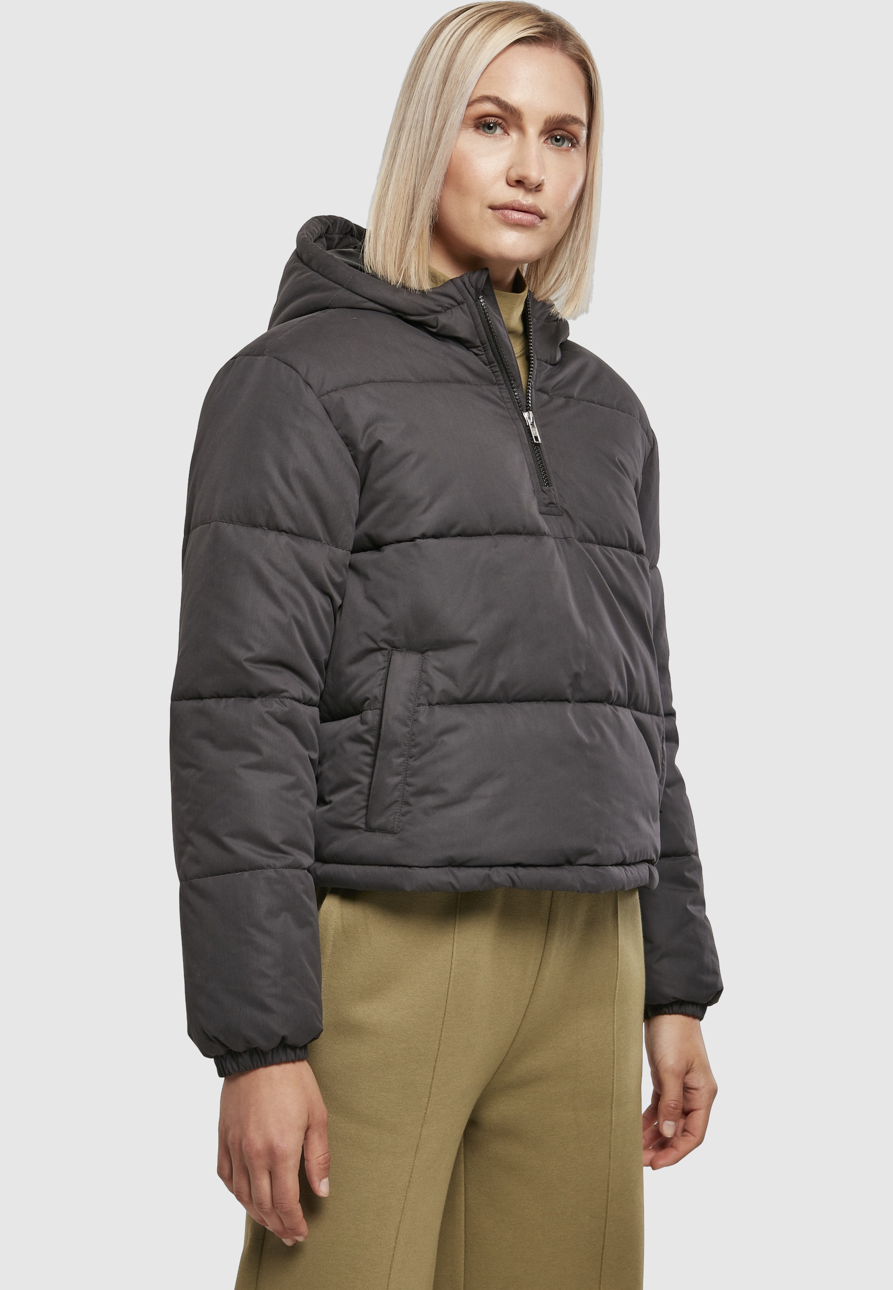 URBAN CLASSICS Winterjacke »Urban Classics Damen Ladies Puffer Pull Over Jacket« 1 Stk. tlg. mit Kapuze