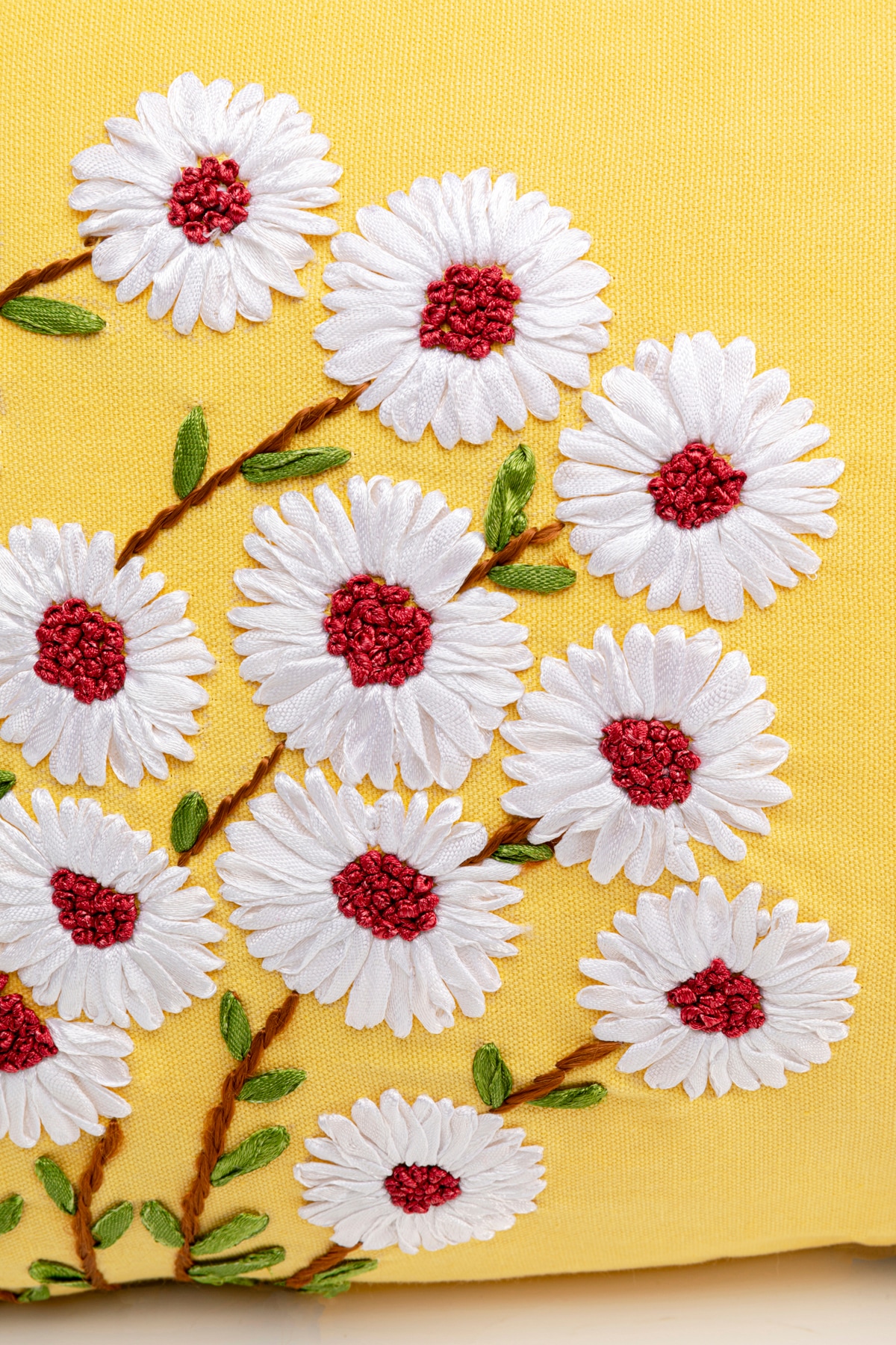 Kare Design Dekokissen »Margarita, Kissenhülle mit Füllung, 40x60 cm« stützt Kopf und Nacken angenehm und sorgt für erholsamen Schlaf