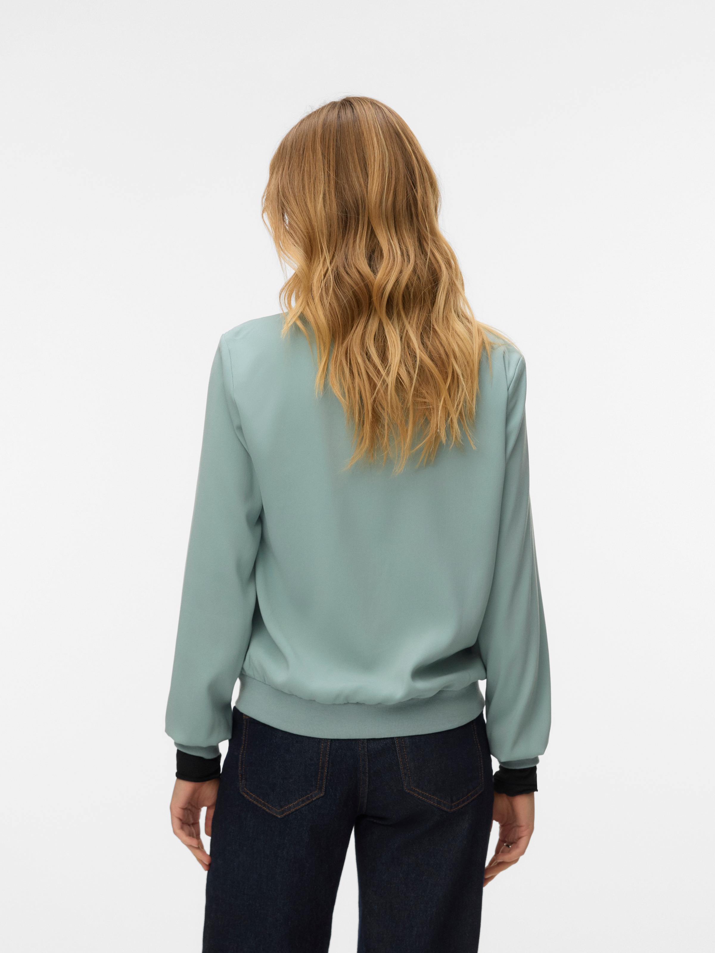 Vero Moda "VMCOCO L/S BOMBER NOOS" in modisch kurzer Form, mit Stretch günstig online kaufen