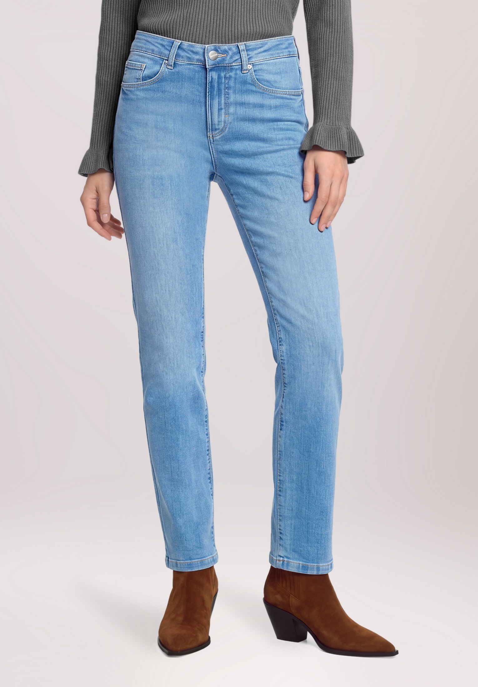 Cartoon Stretch-Jeans »Damen im Used-Look«