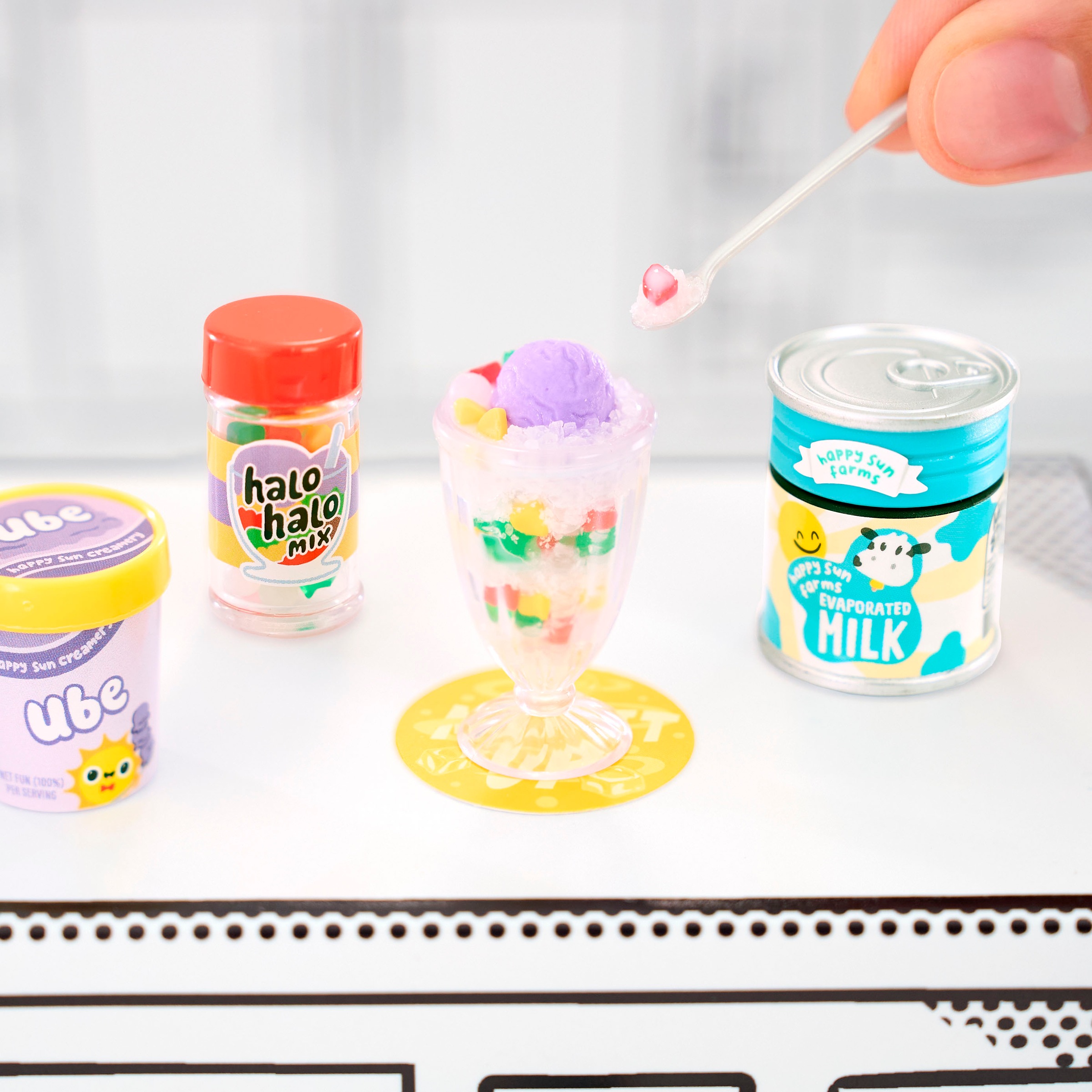 MGA ENTERTAINMENT Kreativset »MGA's Miniverse - Make It Mini Foods: Cafe in PDQ Series 4«, sortierte Lieferung
