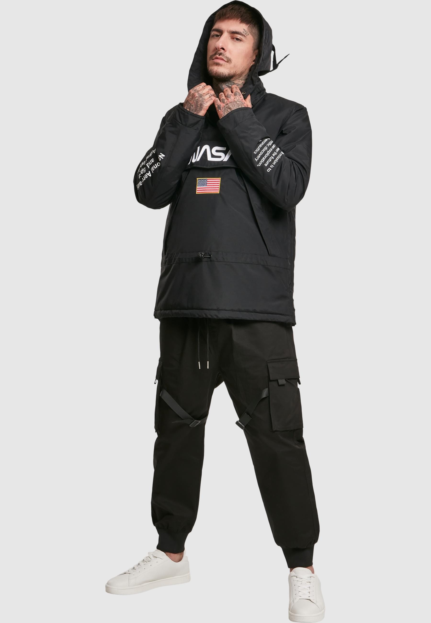 MisterTee Windbreaker »MisterTee Herren NASA Windbreaker«, (1 St.), ohne Kapuze