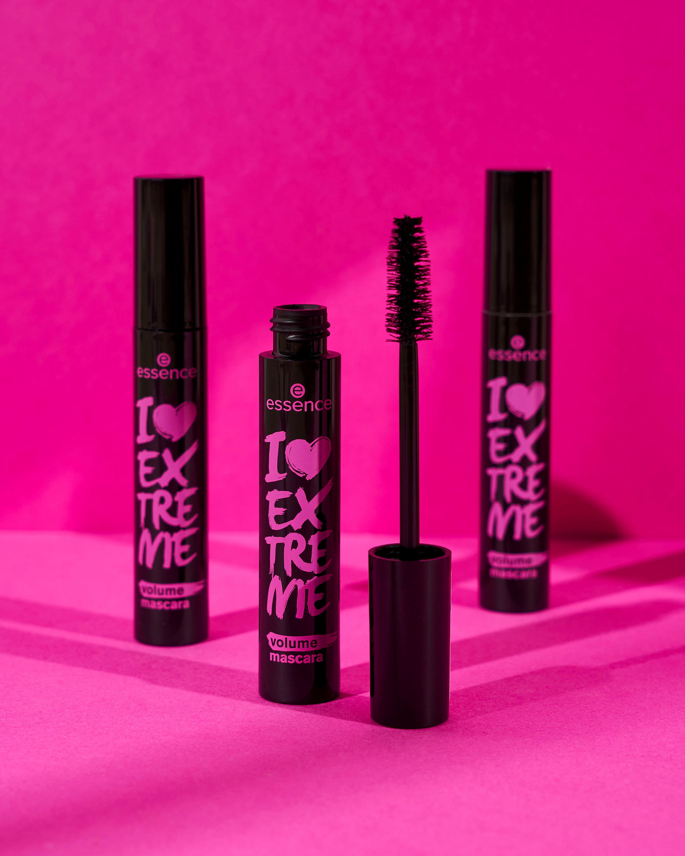 Essence Mascara »I LOVE EXTREME volume mascara«, (Set, 3 tlg.), mit cremiger Textur