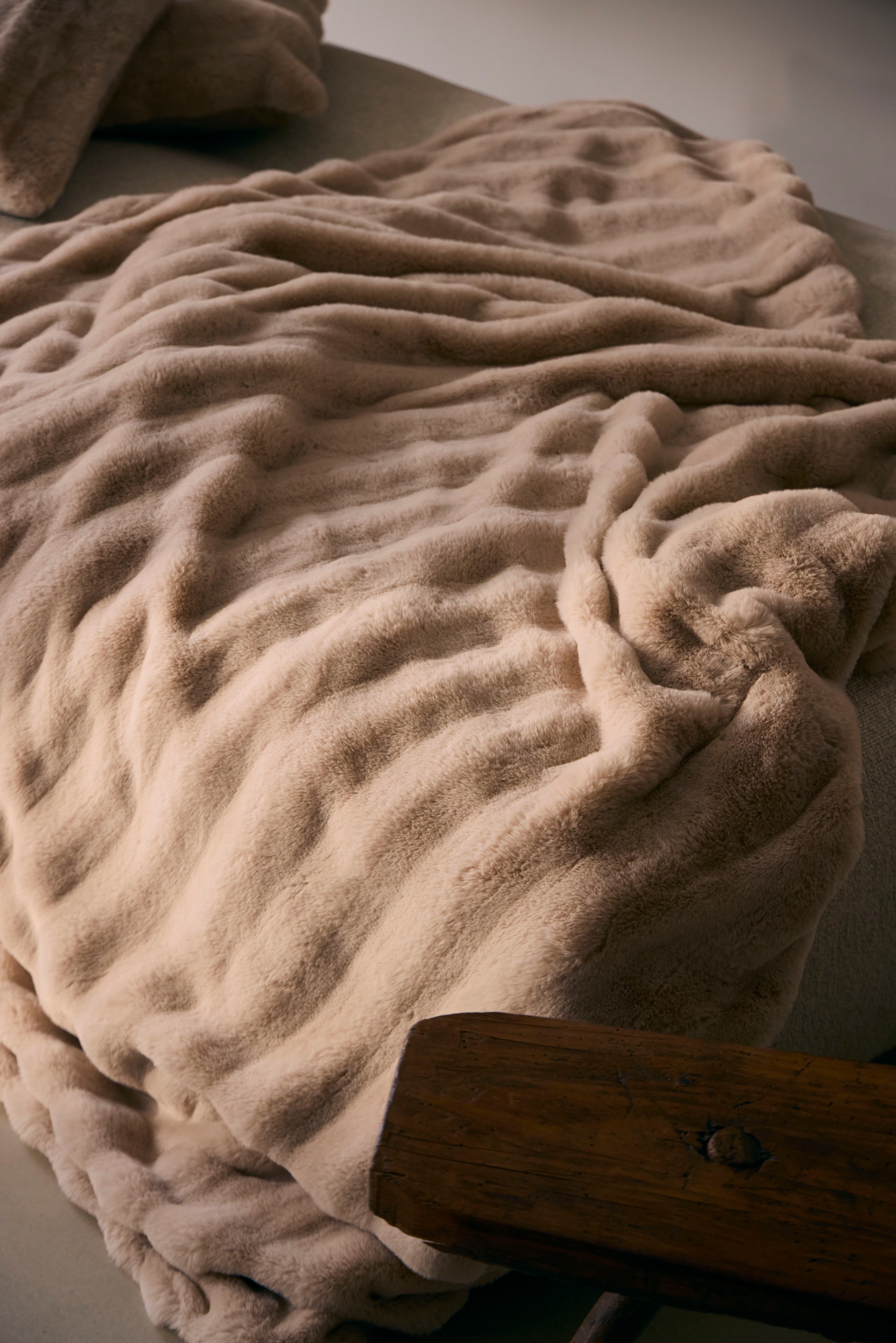 LeGer Home by Lena Gercke Wohndecke »Cleora« Premium, 450g/m², weich, 150X200 cm, Decke, 3D Wellenmuster, Überwurf,