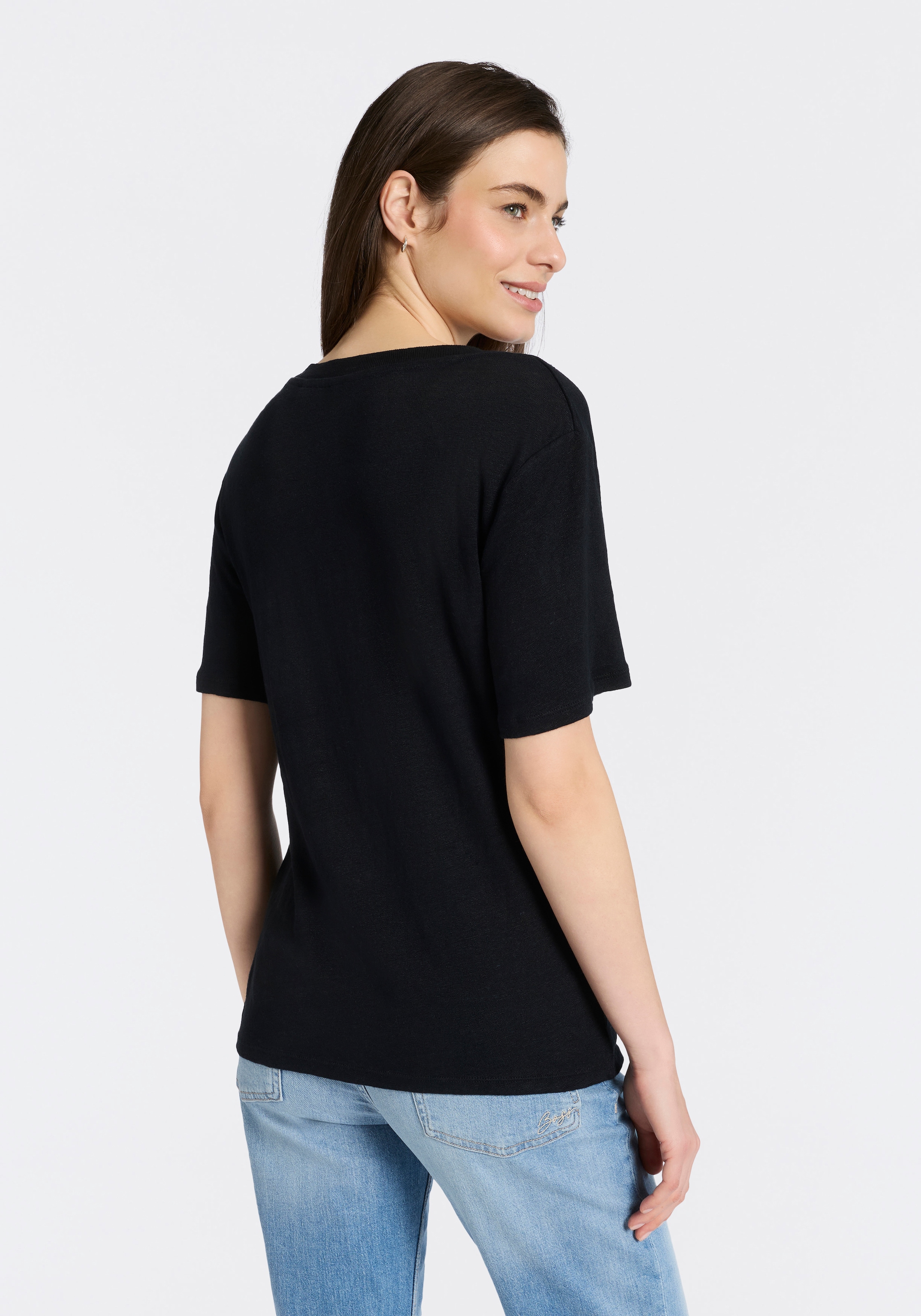 BOSS ORANGE T-Shirt »Ela Premium Damenmode« aus Leinen, V-Ausschnitt