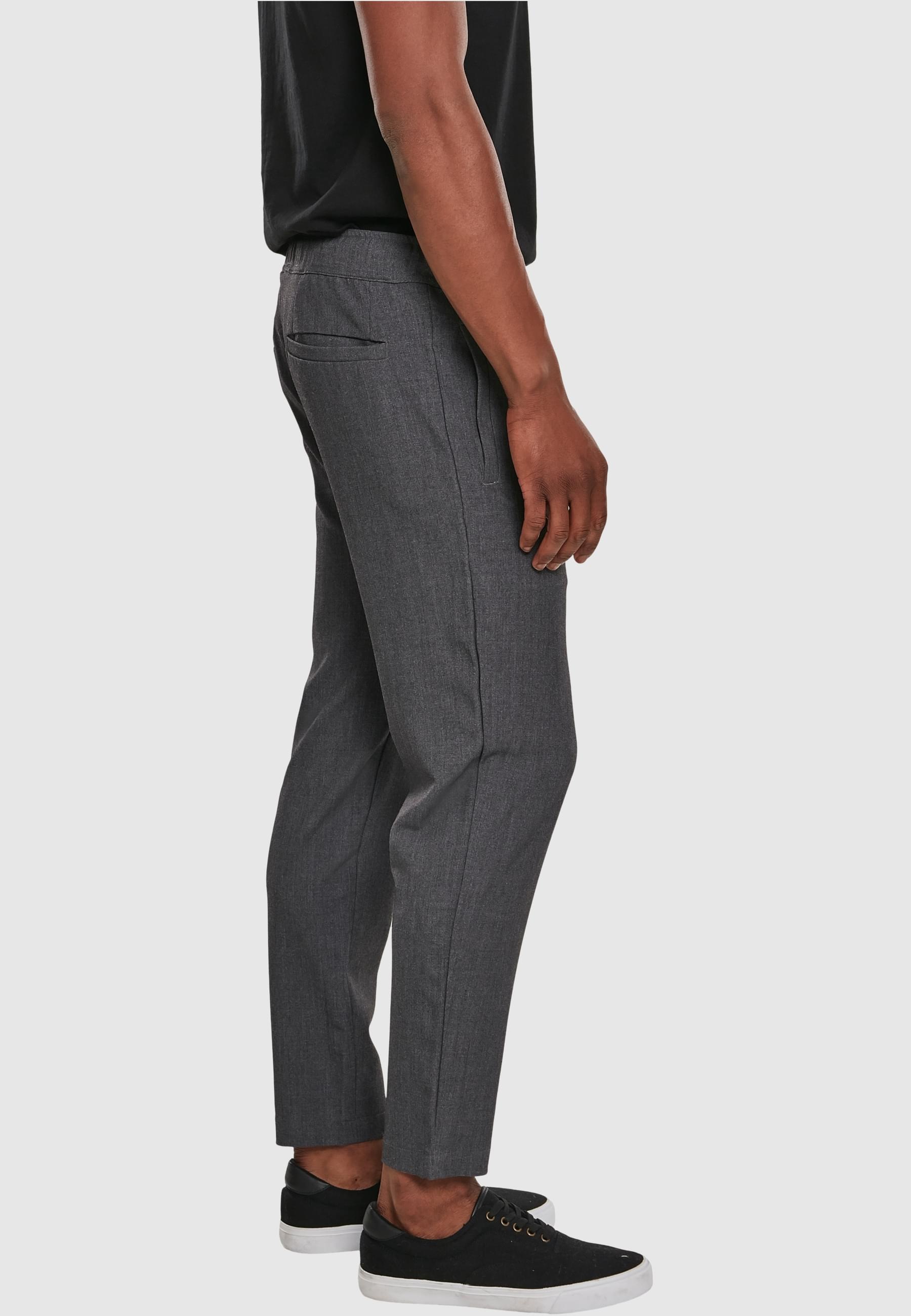 URBAN CLASSICS Jogginghose »Urban Classics Herren Comfort Cropped Pants«, (1 tlg.)