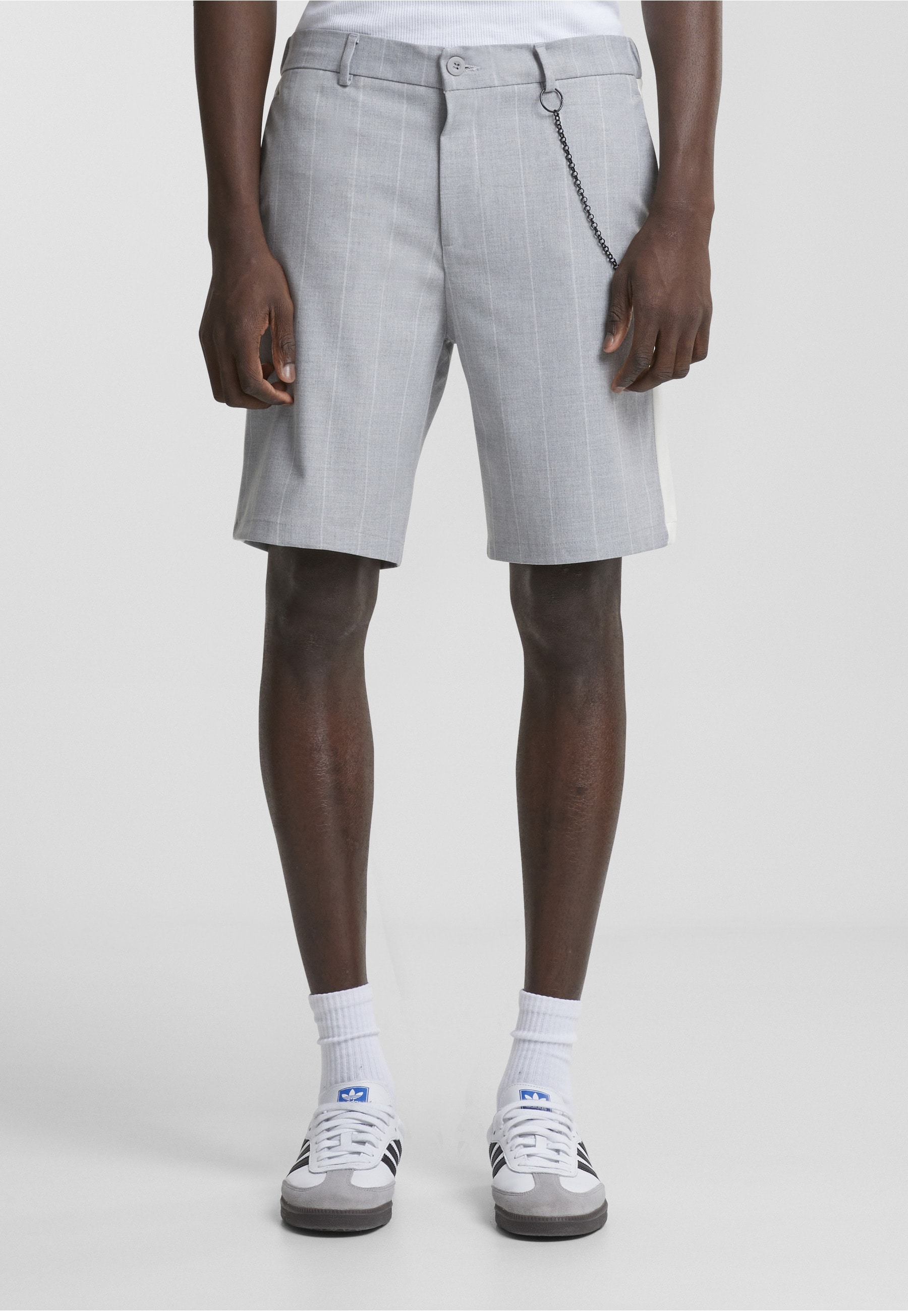2Y Premium Sweatshorts »2Y Premium 2Y Wide Pinstripe Shorts«
