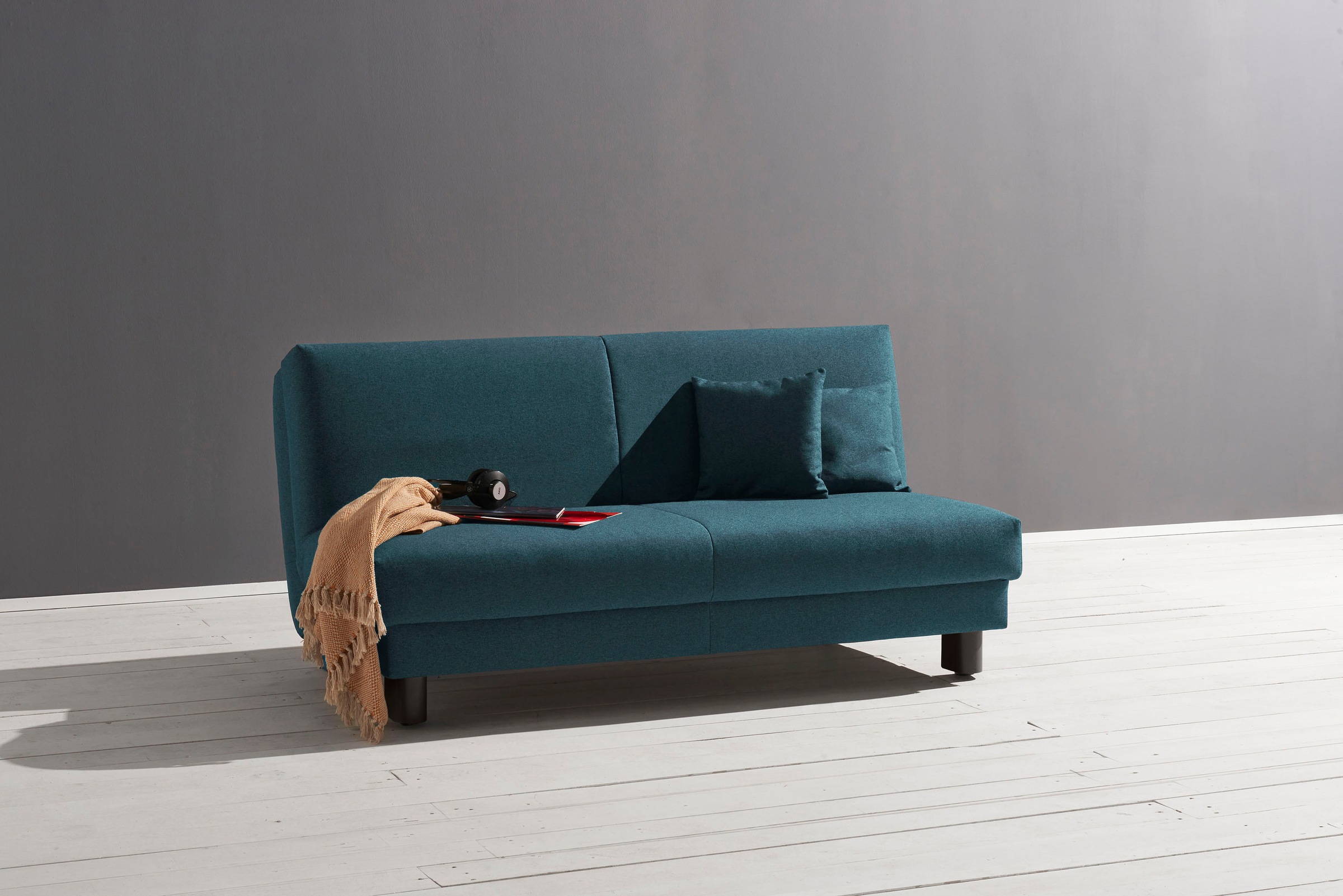 ell + ell Schlafsofa »Enny«, Breite 180 cm, Liegehöhe 45 cm, Füße schwarz
