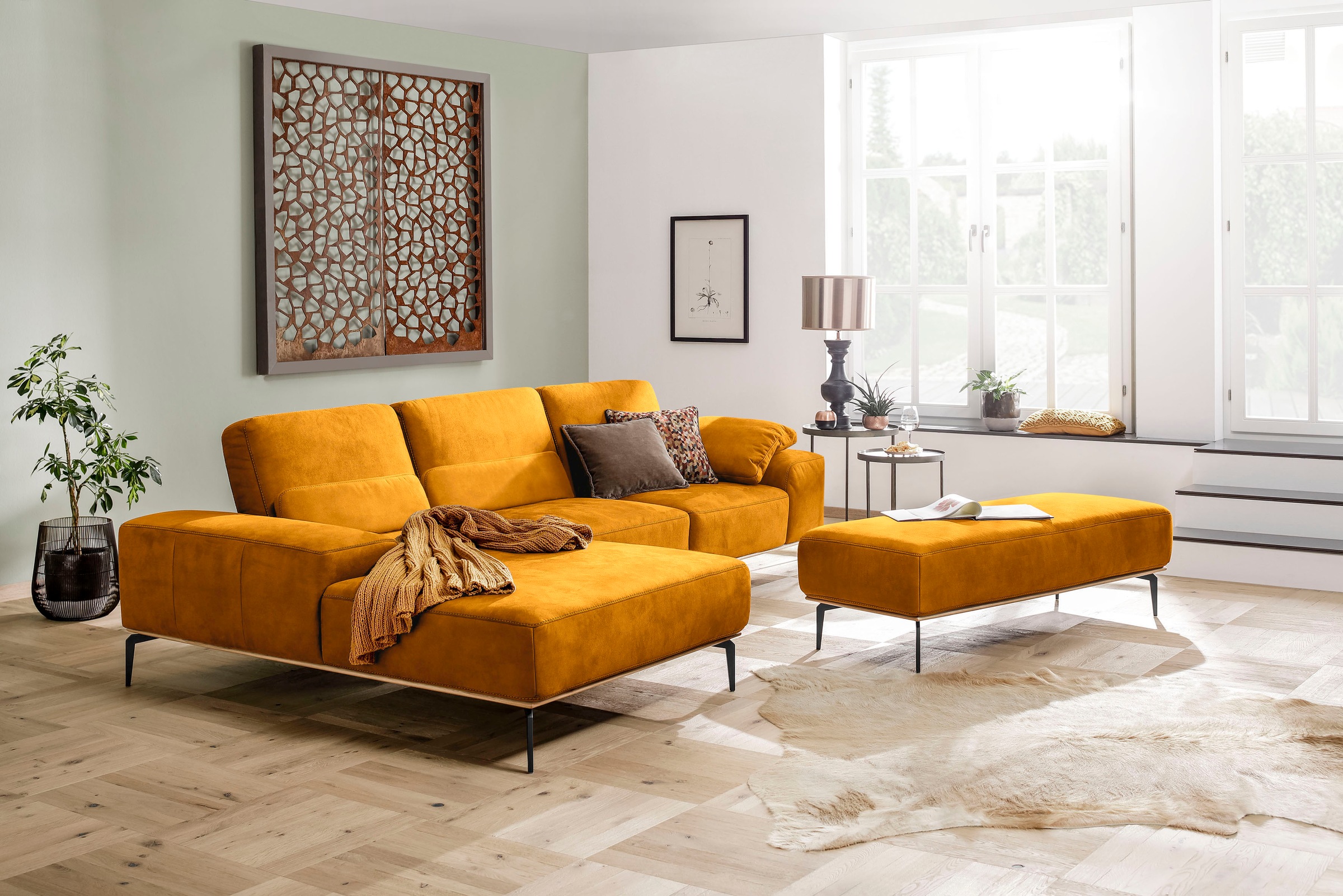 W.SCHILLIG Ecksofa »run, Designsofa mit tollem Sitzkomfort, bequem, L-Form«, mit Holzsockel, Füße in Schwarz pulverbeschichtet, Breite 319 cm