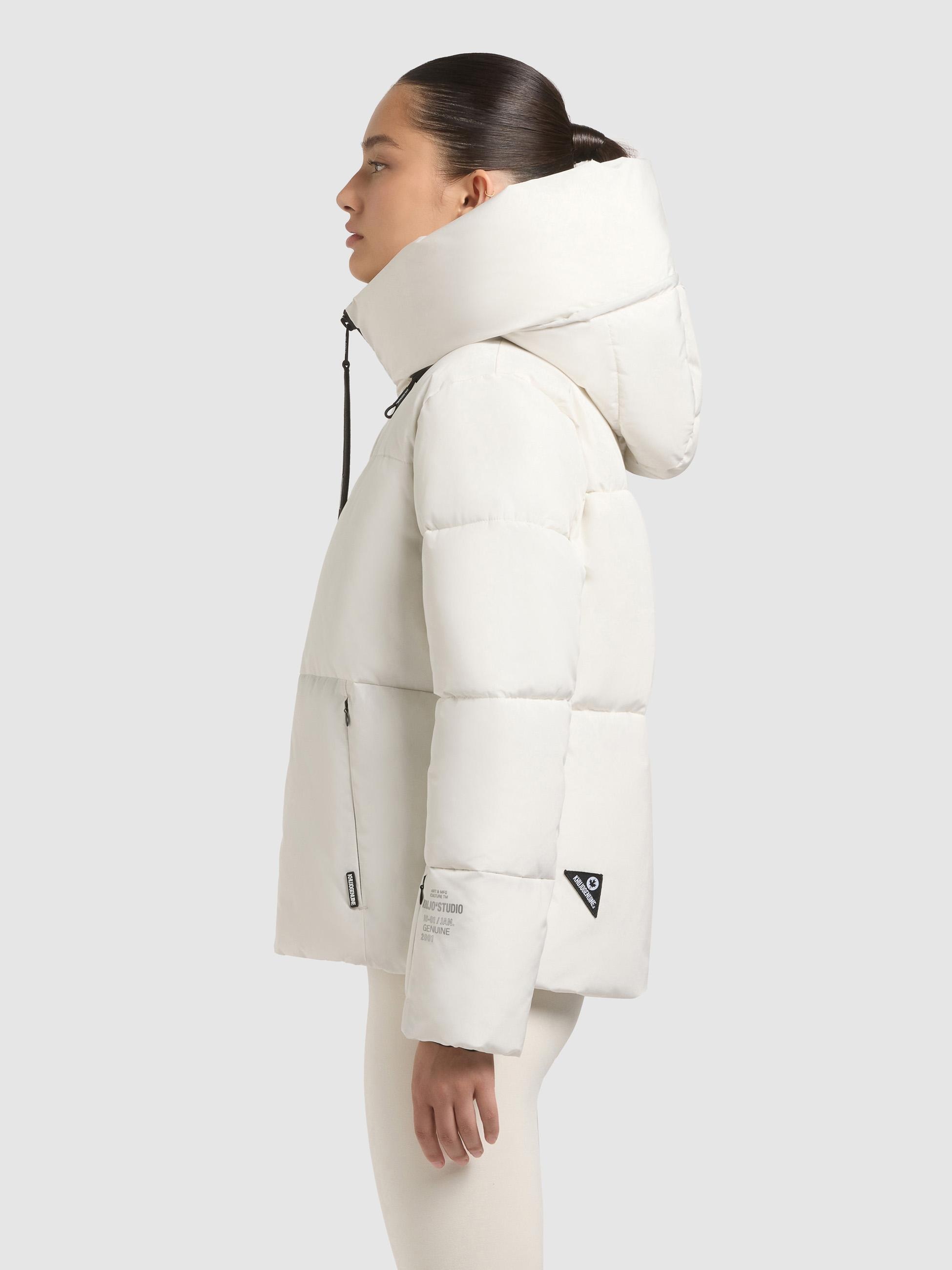 khujo Outdoorjacke »Audrey Matt«, mit Kapuze, Warme Winterjacke mit verstellbarer Kapuze
