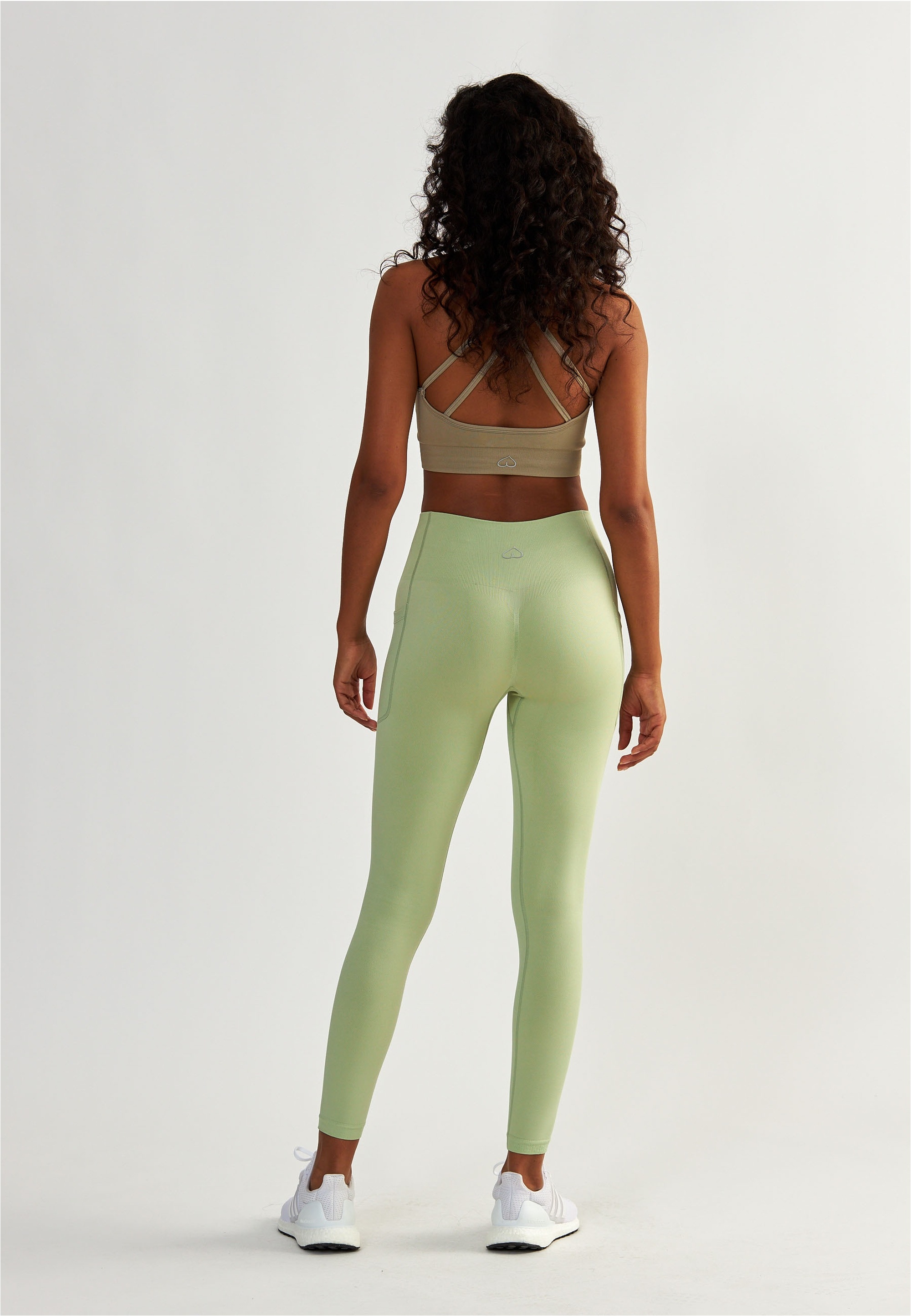 BeShaped Sporthose »Lift Me Up«, (1 tlg.), mit atmungsaktiver Eigenschaft