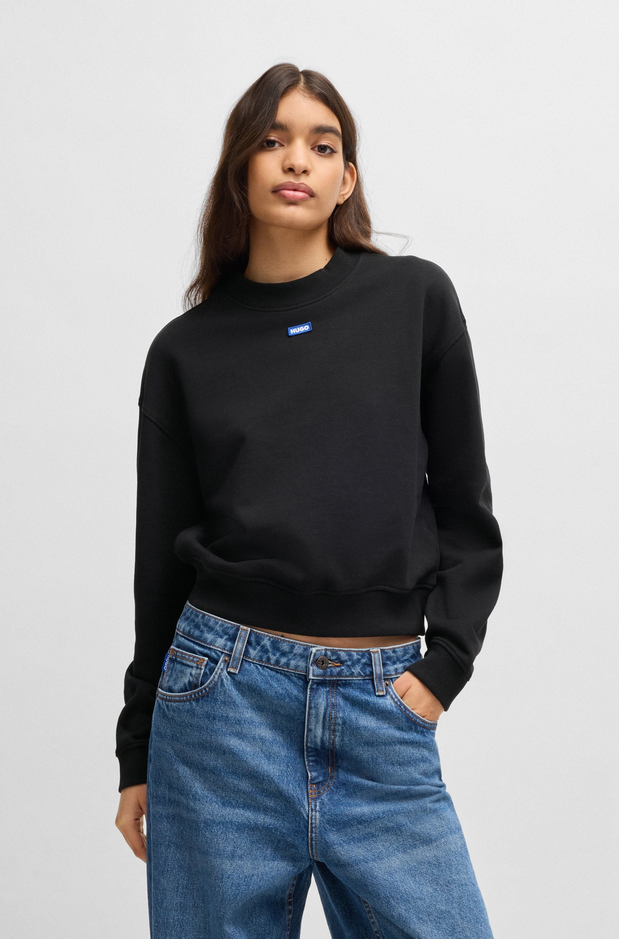 HUGO Blue Sweatshirt "Delessa", mit Logoaufnäher günstig online kaufen