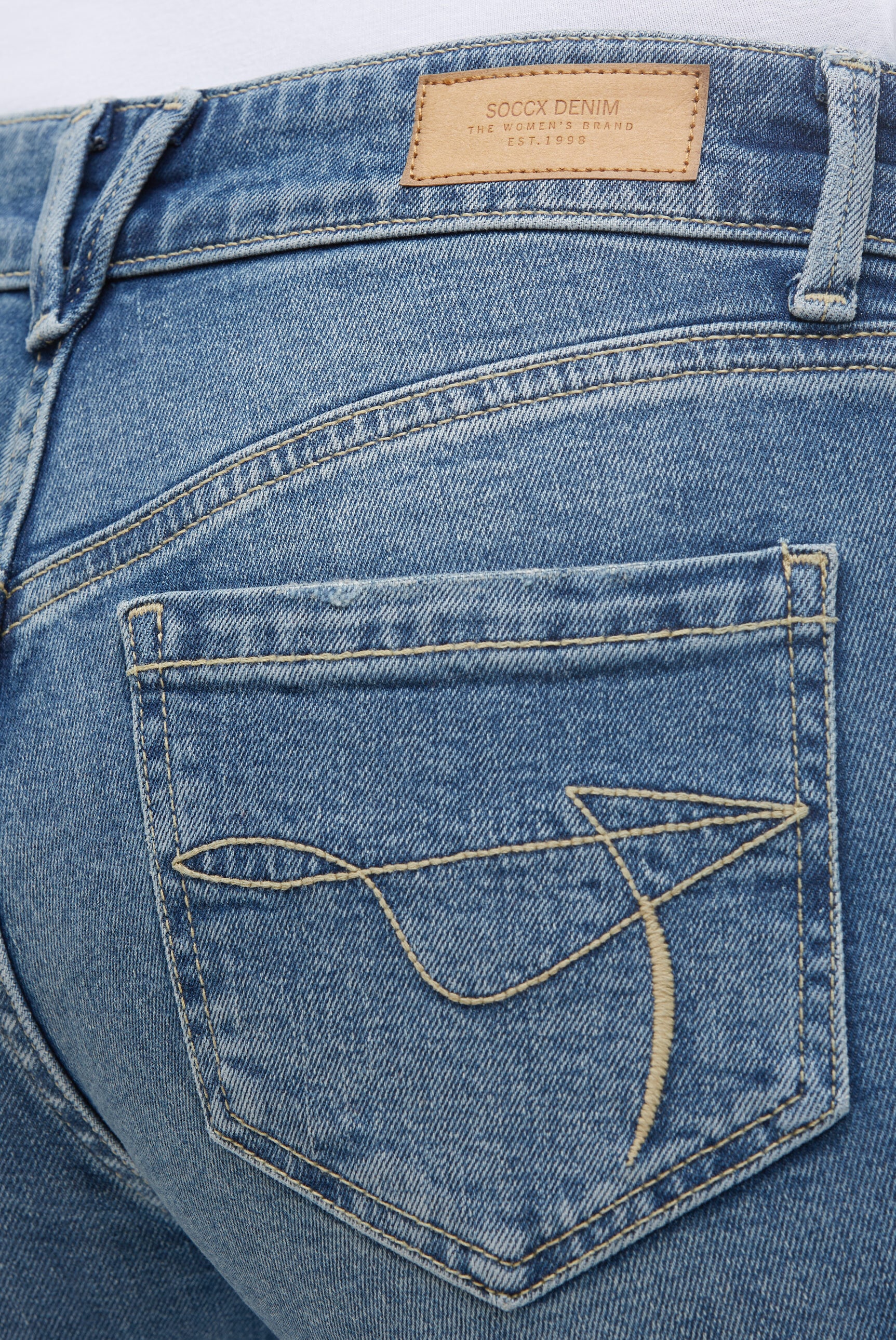 SOCCX Regular-fit-Jeans, mit niedriger Leibhöhe