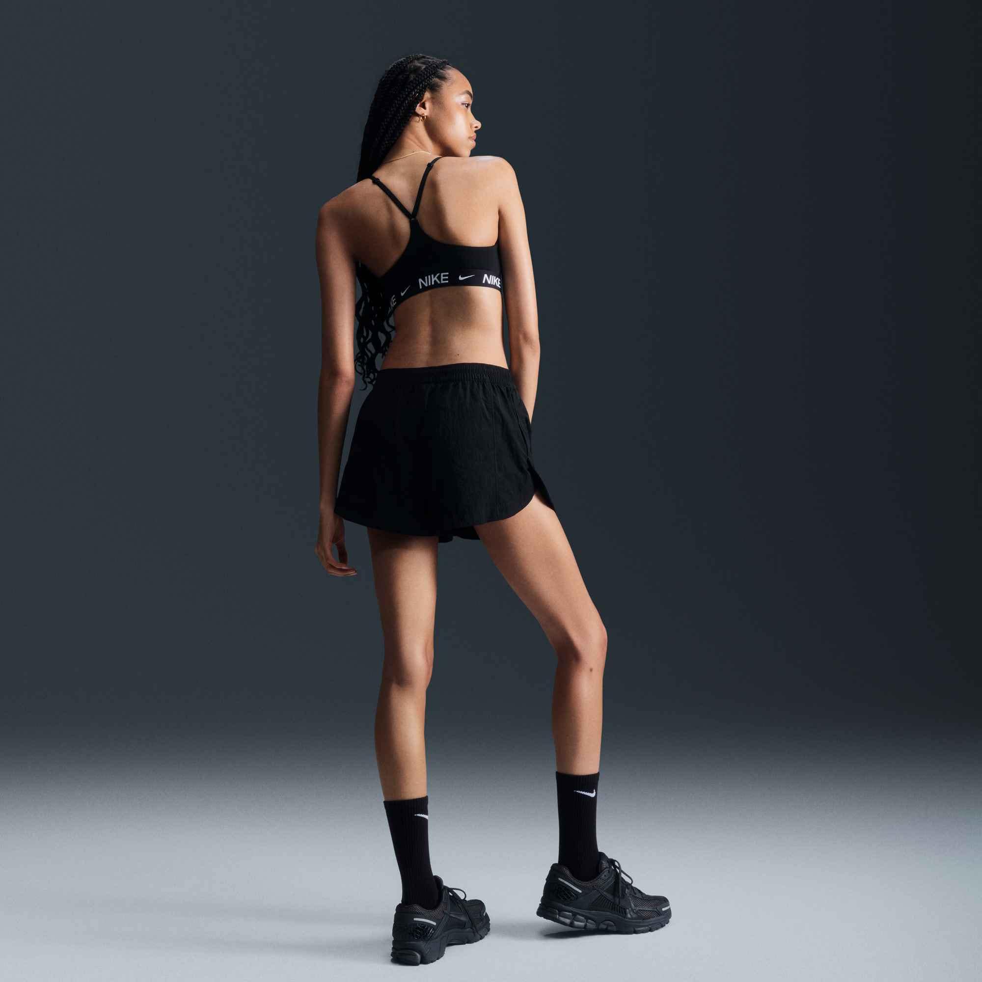 Nike Tanktop »W NK DF INDY LGT SPT BRA« sportlicher Stil, für Fitness und sportliche Aktivitäten