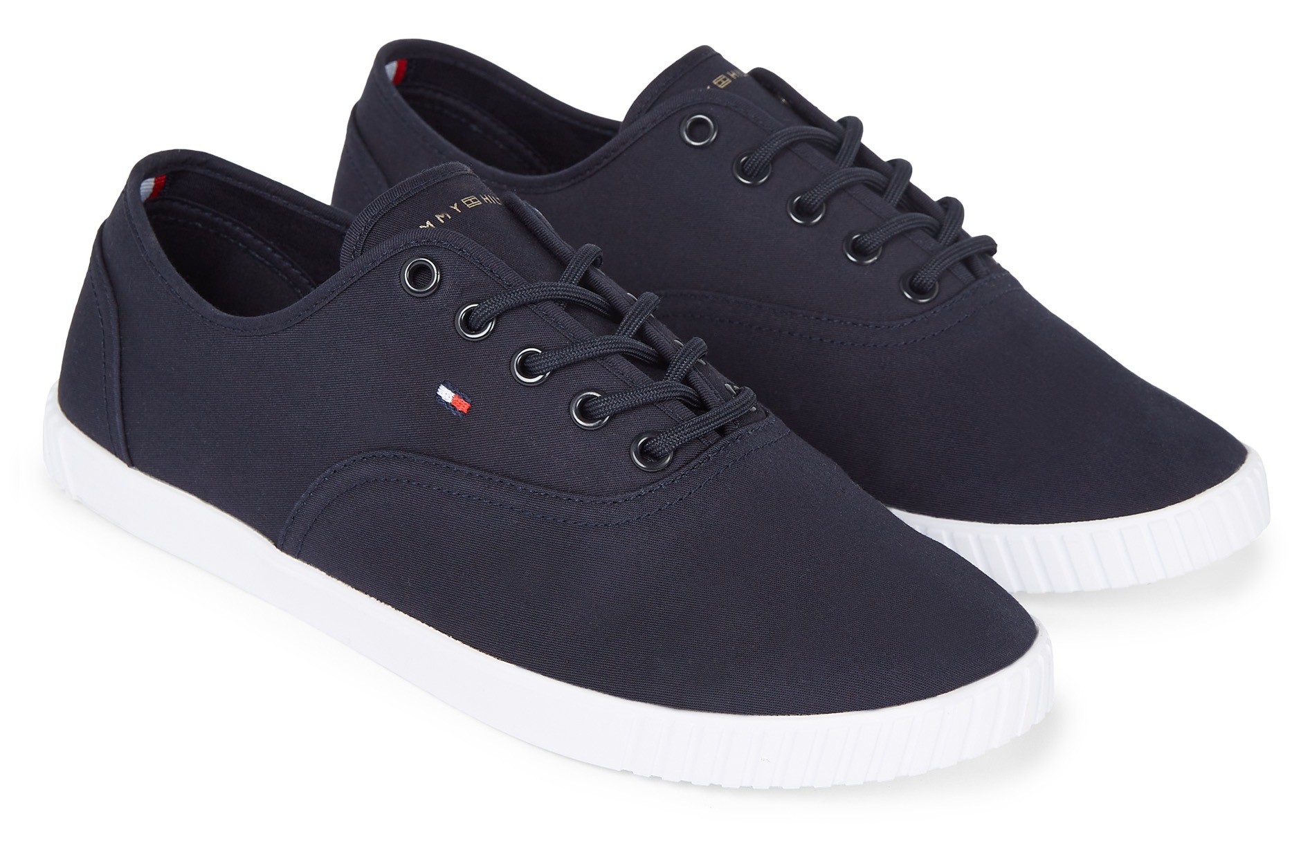 Tommy Hilfiger Sneaker "CANVAS LACE UP SNEAKER", in schmaler Form, Freizeit günstig online kaufen