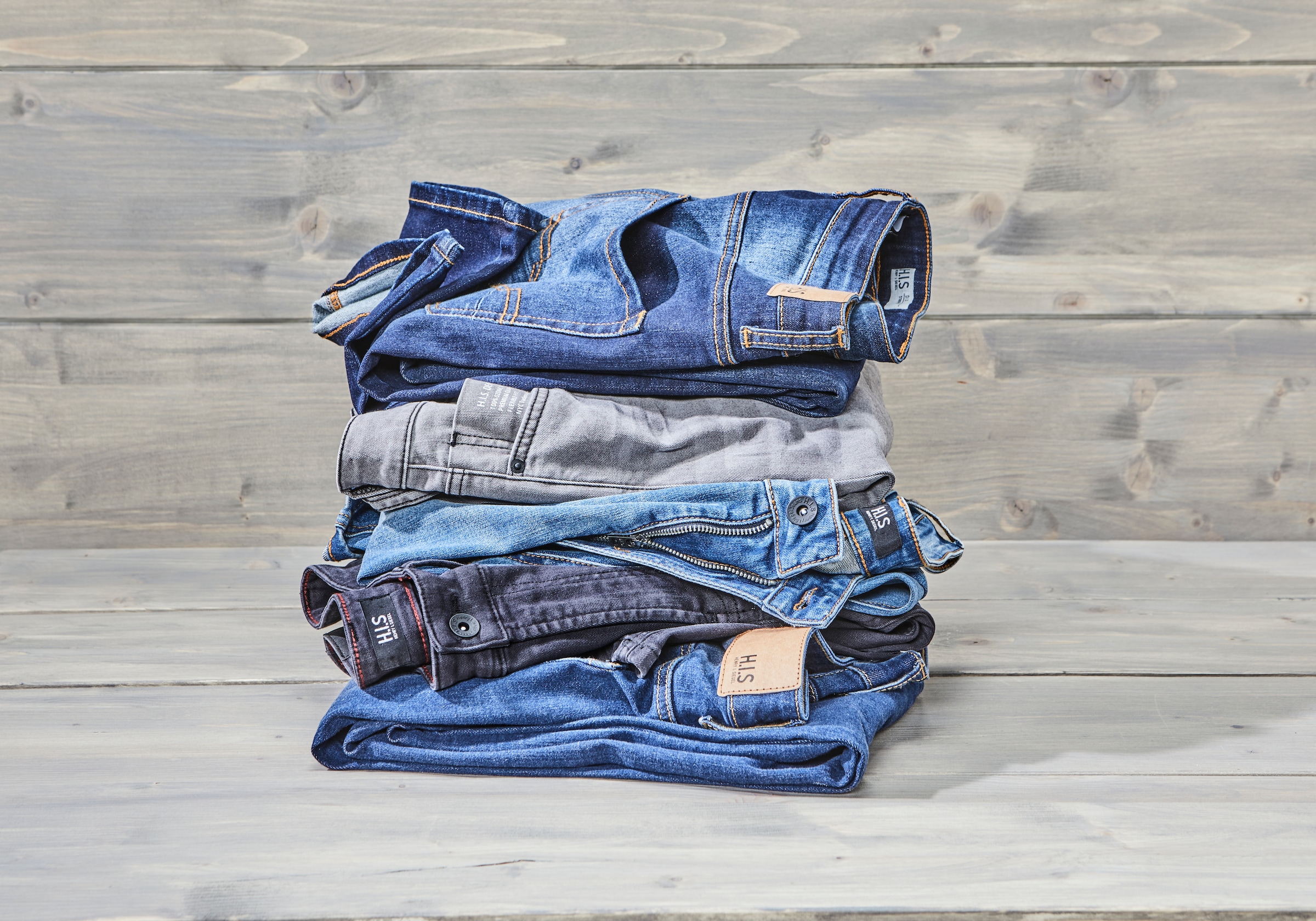 H.I.S Bootcut-Jeans »BOOTH«, (Set, mit abnehmbarem Gürtel), Ökologische, wassersparende Produktion durch Ozon Wash