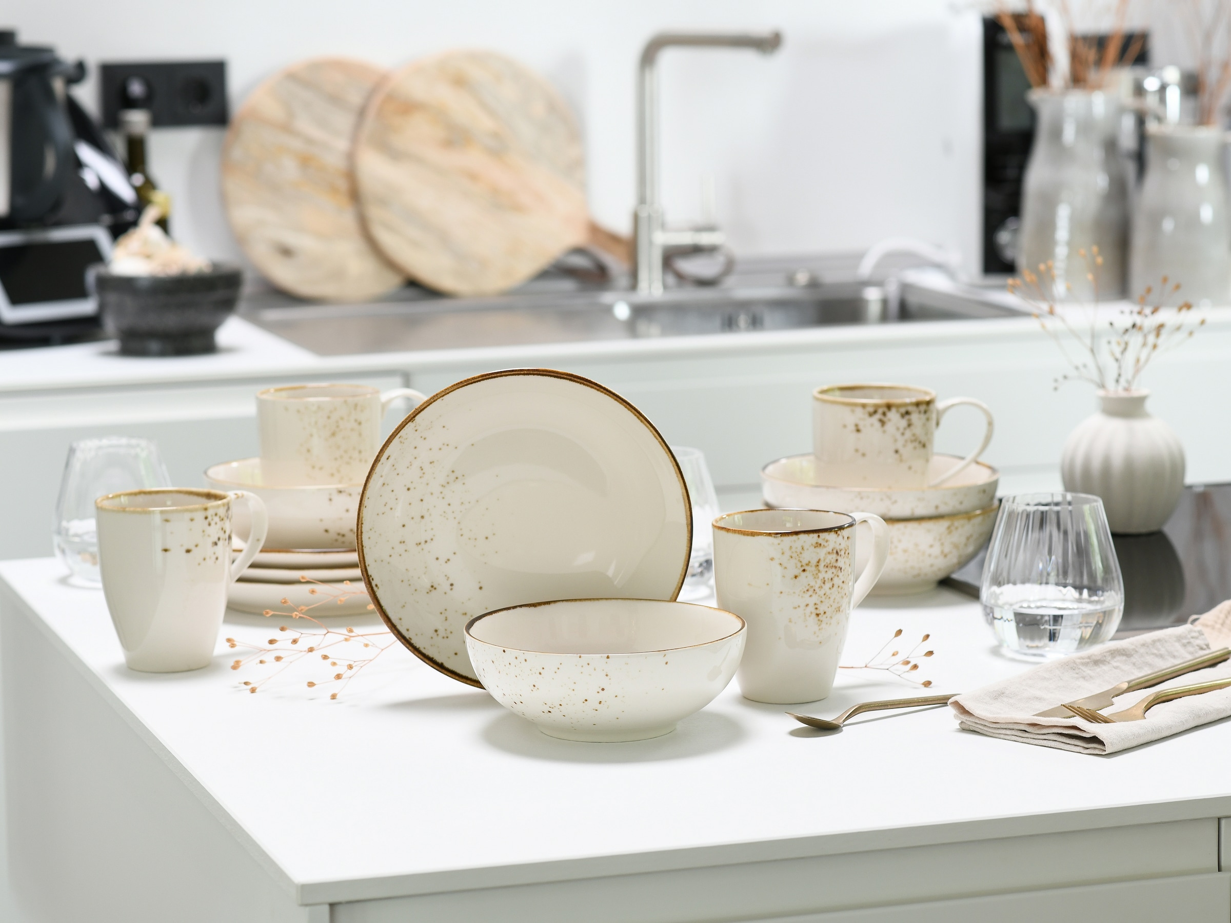 CreaTable Kaffeeservice »Nature Collection, Service, 12-tlg.« Handgemalte Sprenkel und Ränder, Reaktivglasur
