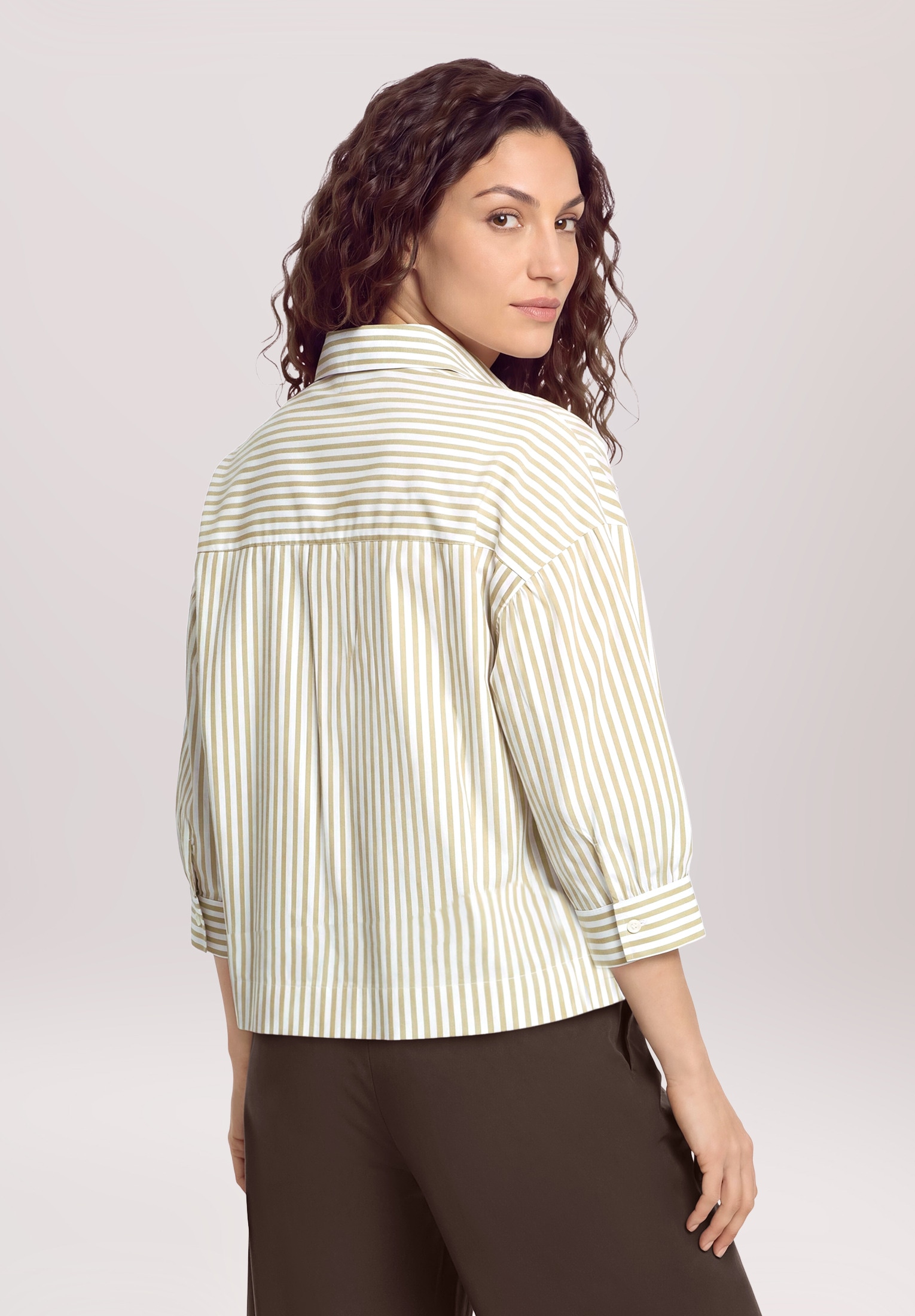 Cartoon Klassische Bluse »Damen mit Raffung«