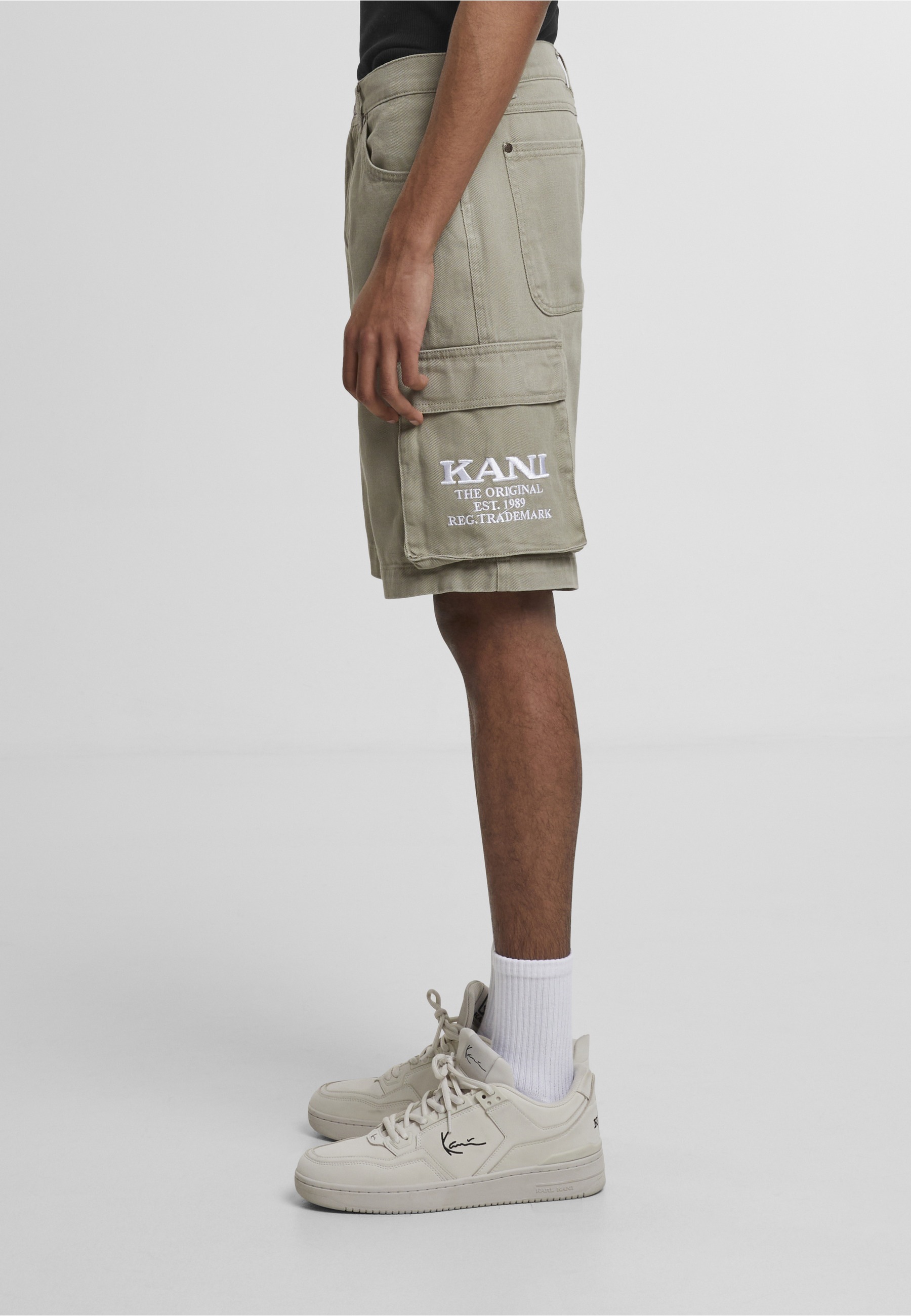 Karl Kani Cargoshorts »Karl Kani KM222-042-1 KK Retro Washed Cargo Shorts«