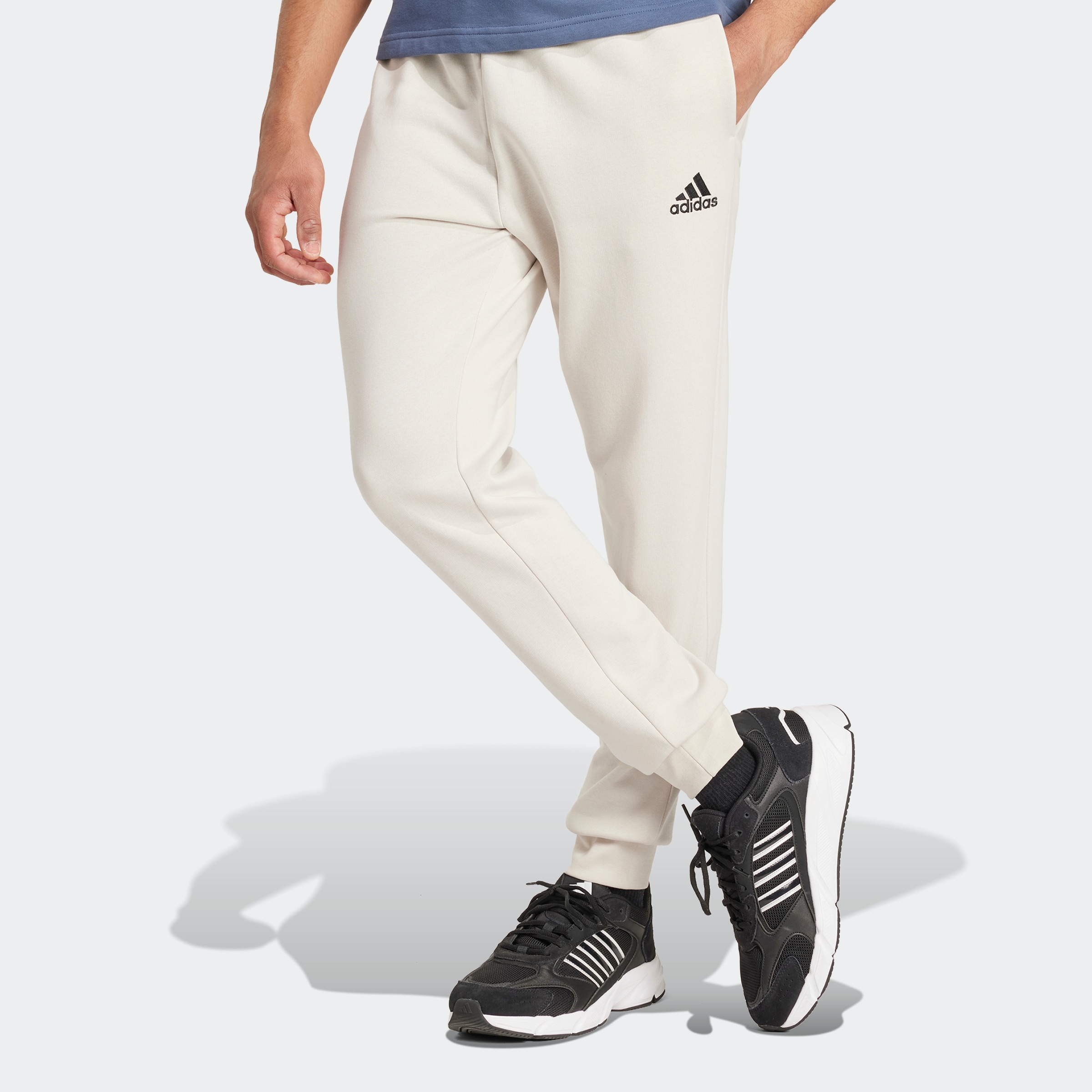 adidas Sportswear Sporthose »ESSENTIALS FLEECE REGULAR TAPERED HOSE«, (1 tlg.)