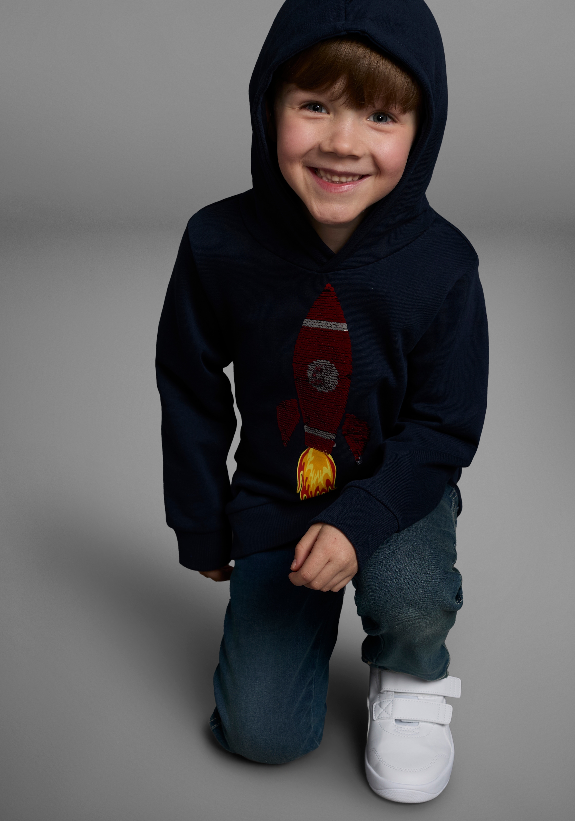 KIDSWORLD Kapuzensweatshirt, lange Ärmel, Basic-Passform, aus Baumwolle, mit Rippbündchen