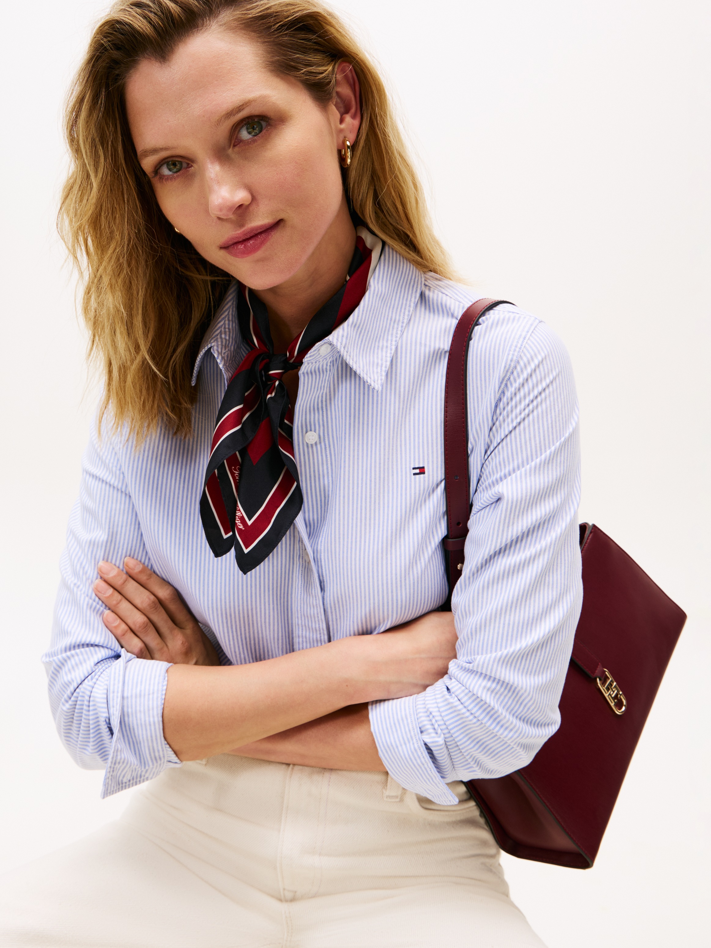 Tommy Hilfiger Halstuch "TH HERITAGE SCRIPT SILK SCARF", quadratisch, aus r günstig online kaufen