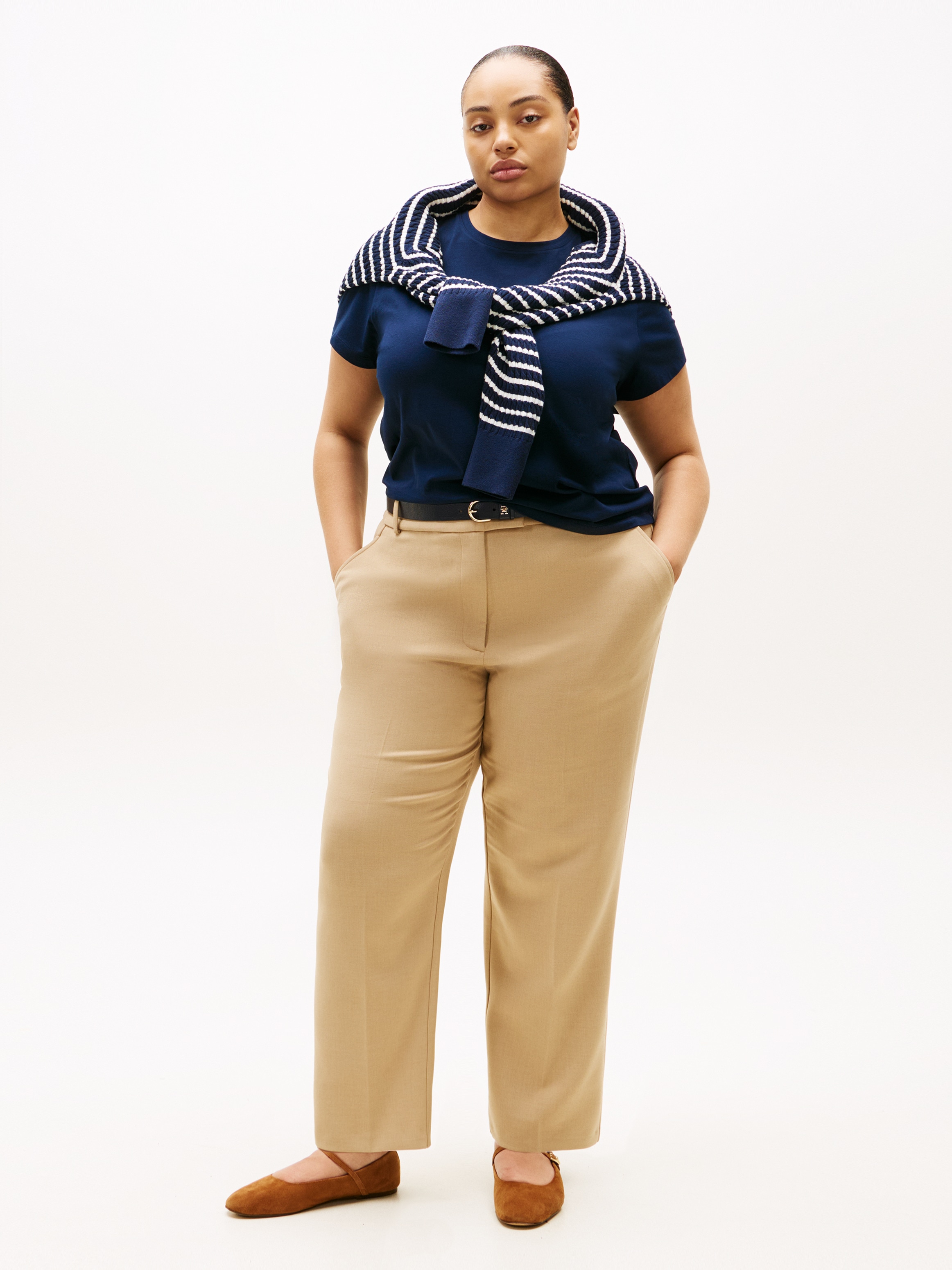 Tommy Hilfiger Curve Kurzarmshirt »CRV TH SCRIPT REG C-NK SS TEE« in großen Größen