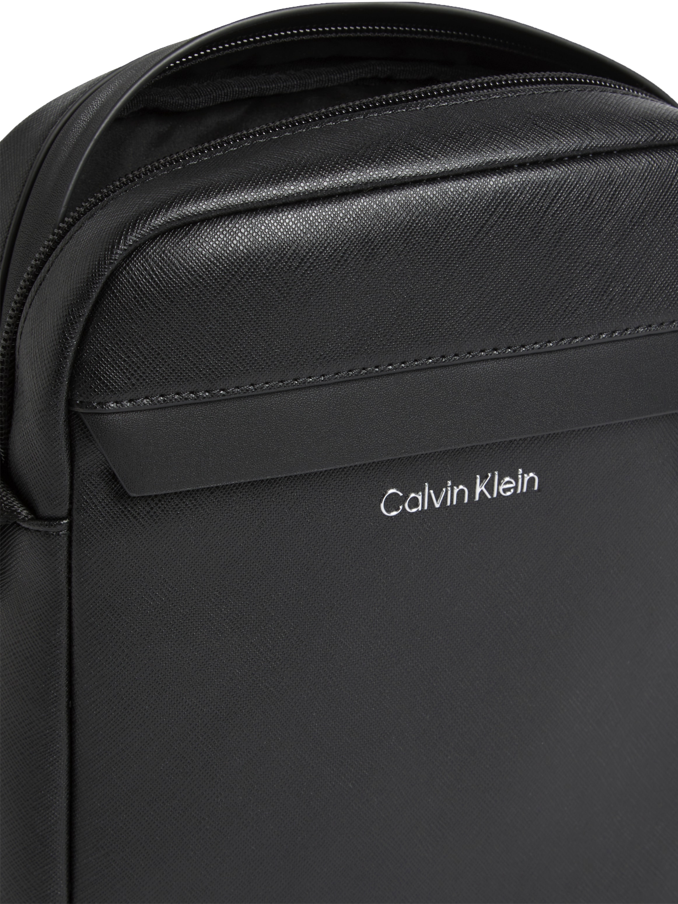 Calvin Klein Umhängetasche »CK MUST REPORTER« Herren Schultertasche, Mini Bag, Tasche mit Logo-Schriftzug