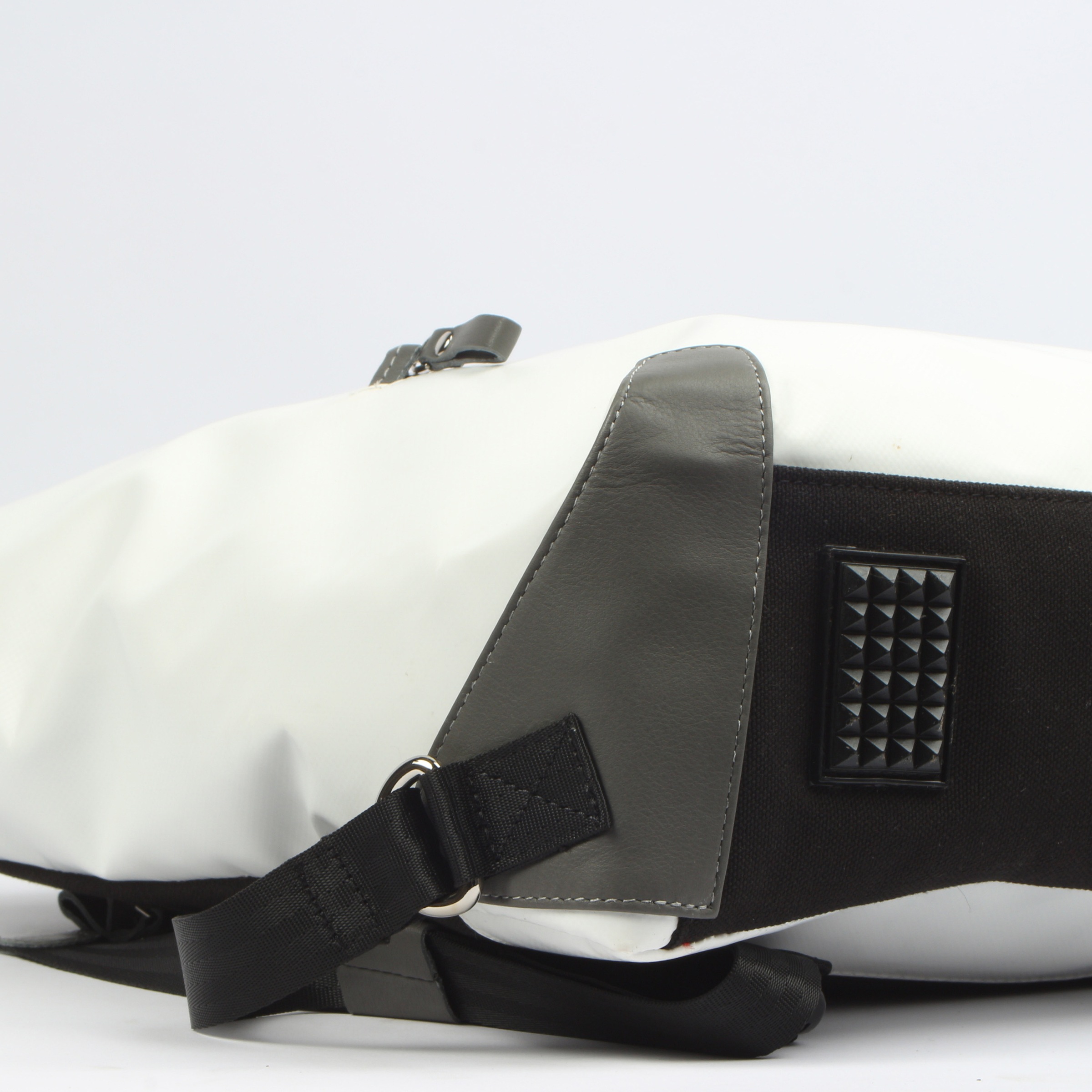 7clouds Cityrucksack »Shams 7.4«, mit recyceltem PET