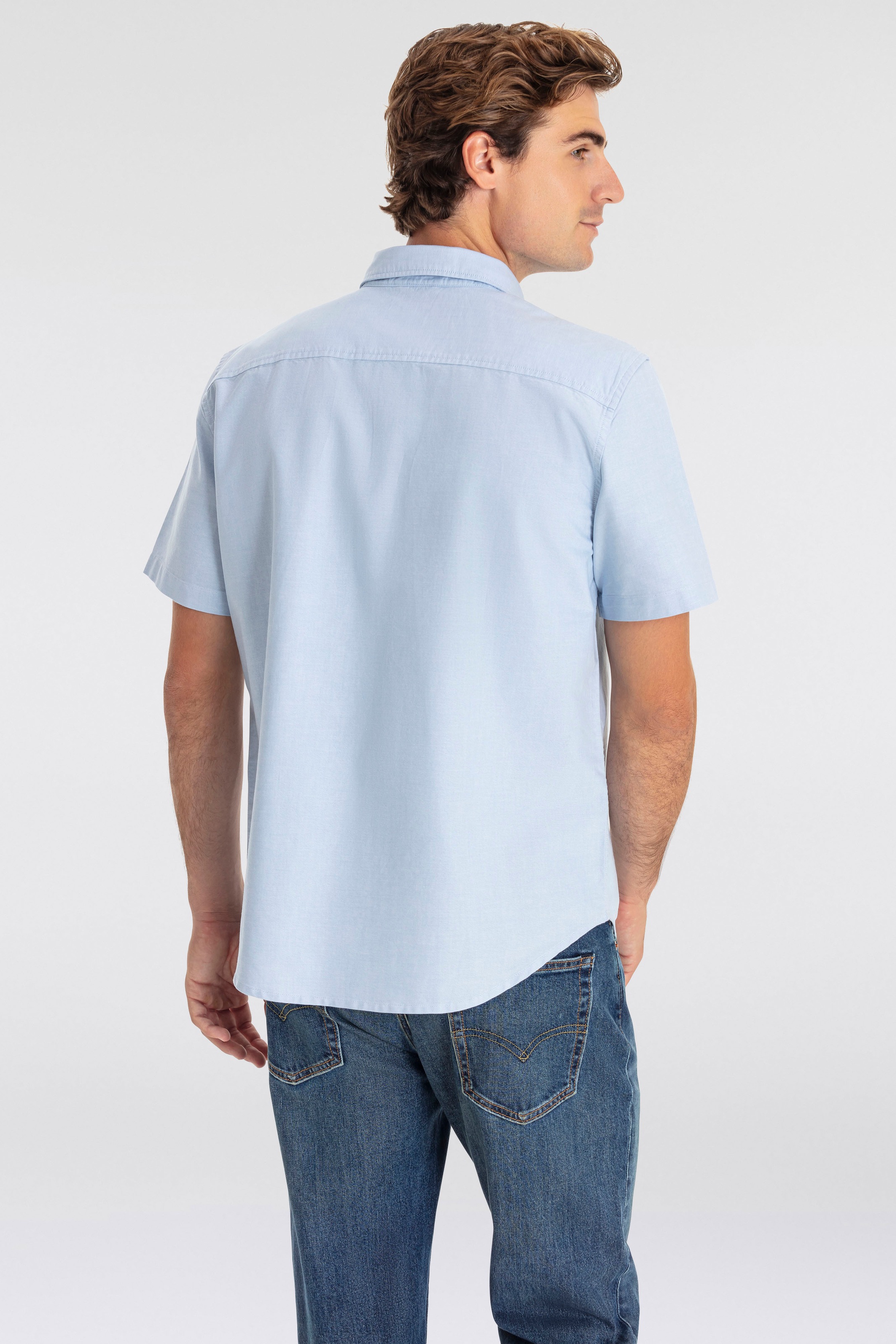 Levi's® Kurzarmhemd »SS AUTHENTIC BUTTON DOWN«, mit kleiner Logostickerei auf der Brust