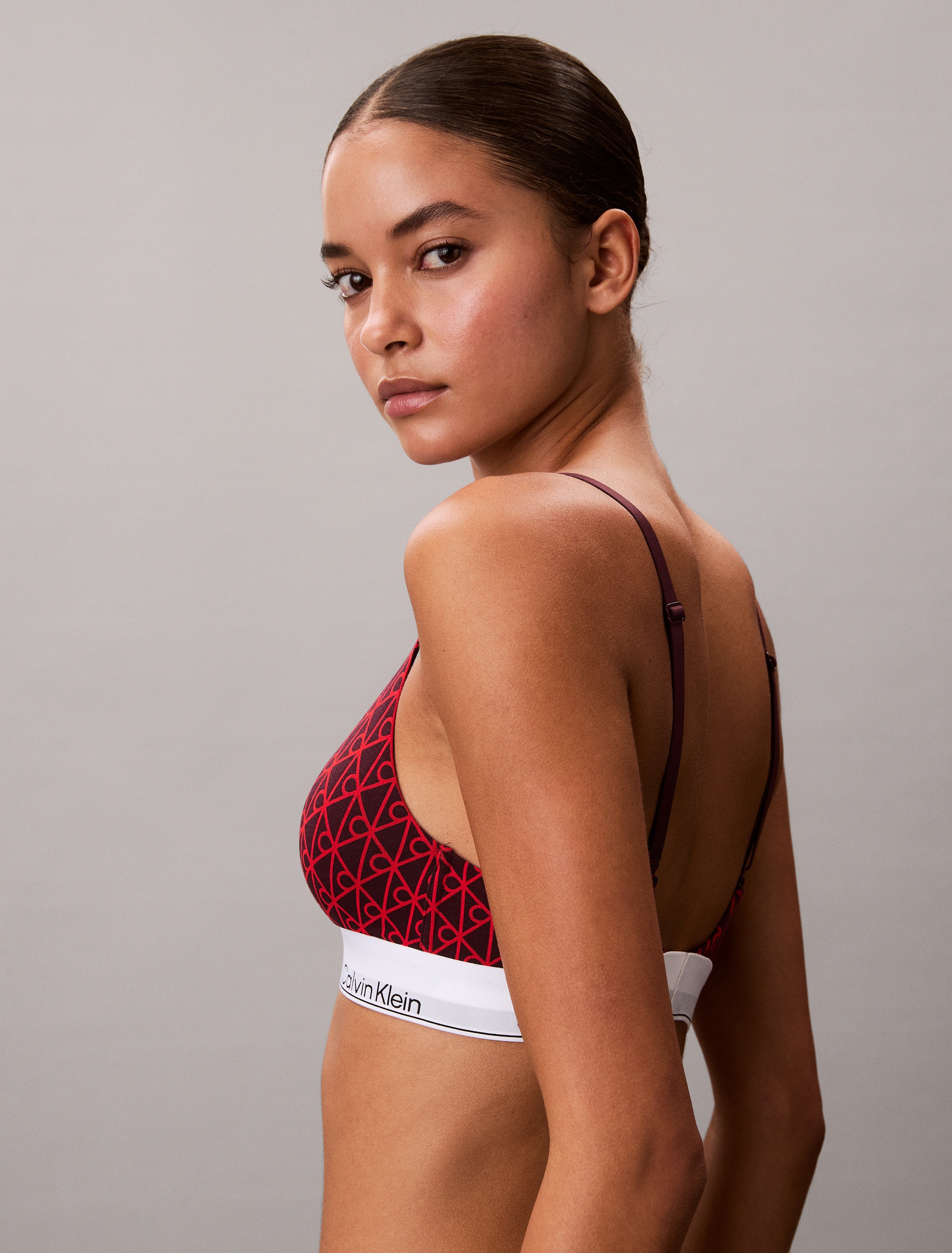 Calvin Klein Underwear Triangel-BH »LIGHTLY LINED TRIANGLE« Mit elastischem Saum