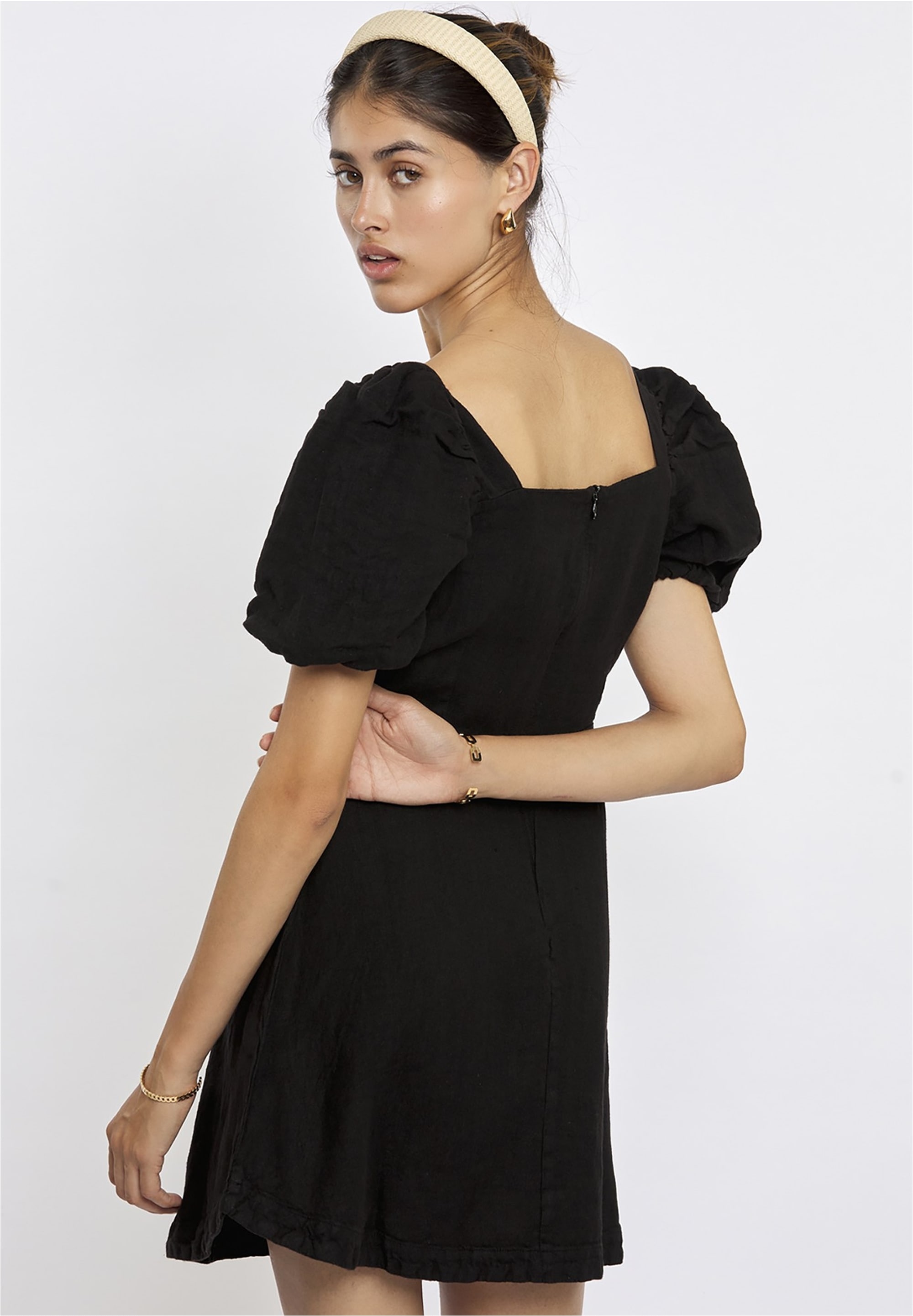 freshlions Jerseykleid »Bella«, im femininen Design