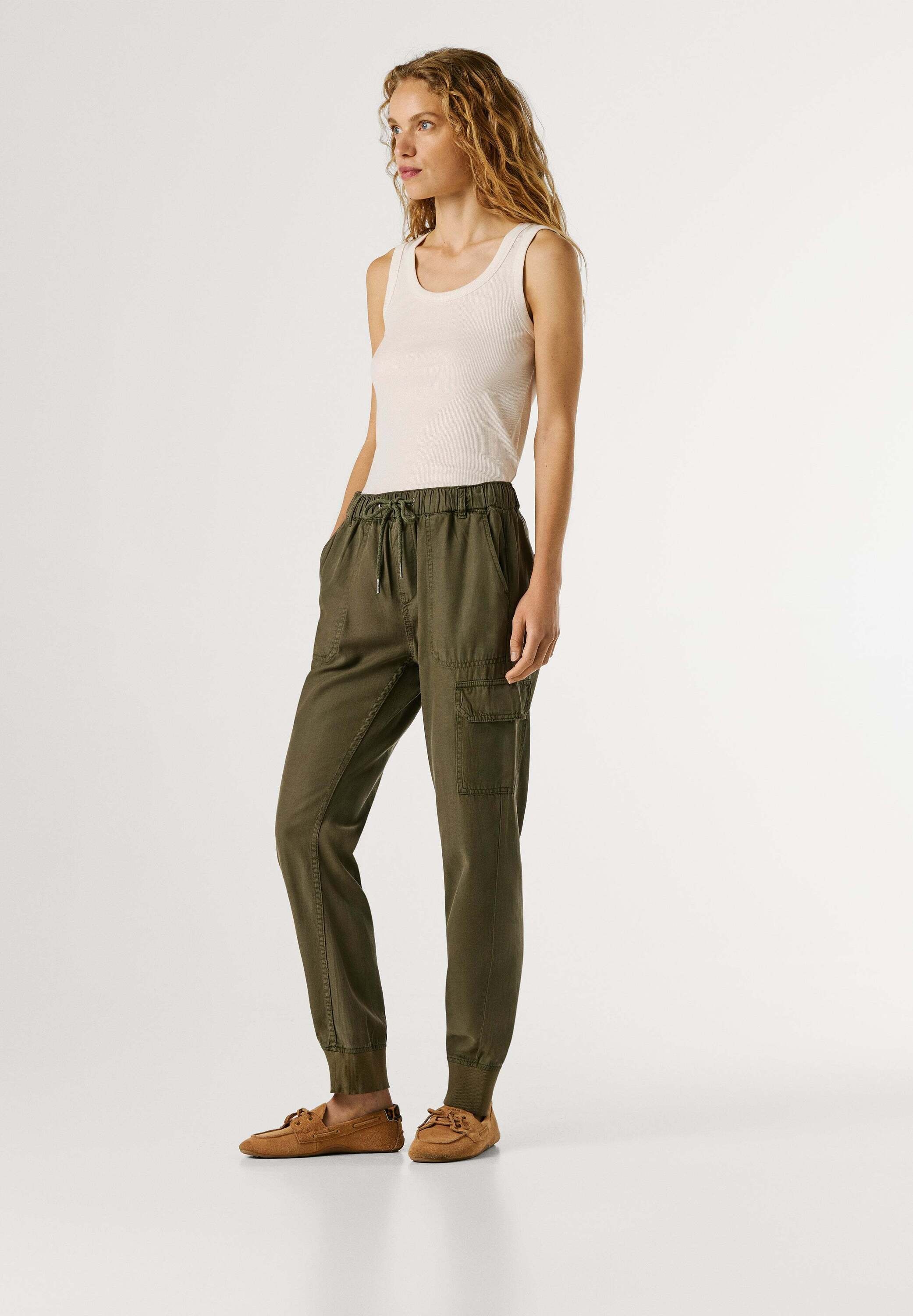 Pepe Jeans Funktionshose »trousers MID WAIST SLIM JOGGER NEW CRUSADE«