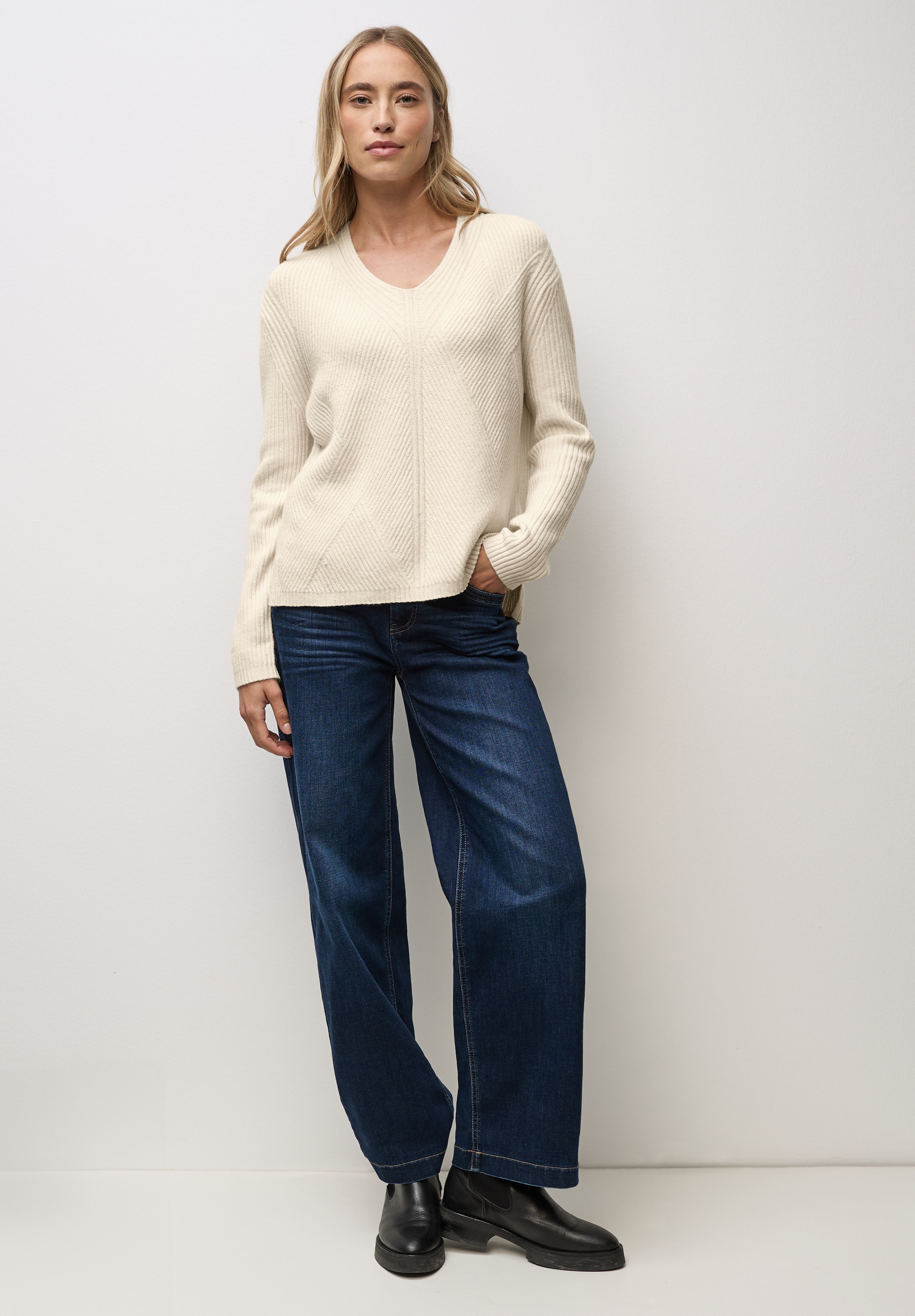 Thumbnail - STREET ONE V-Ausschnitt-Pullover in Unifarbe
