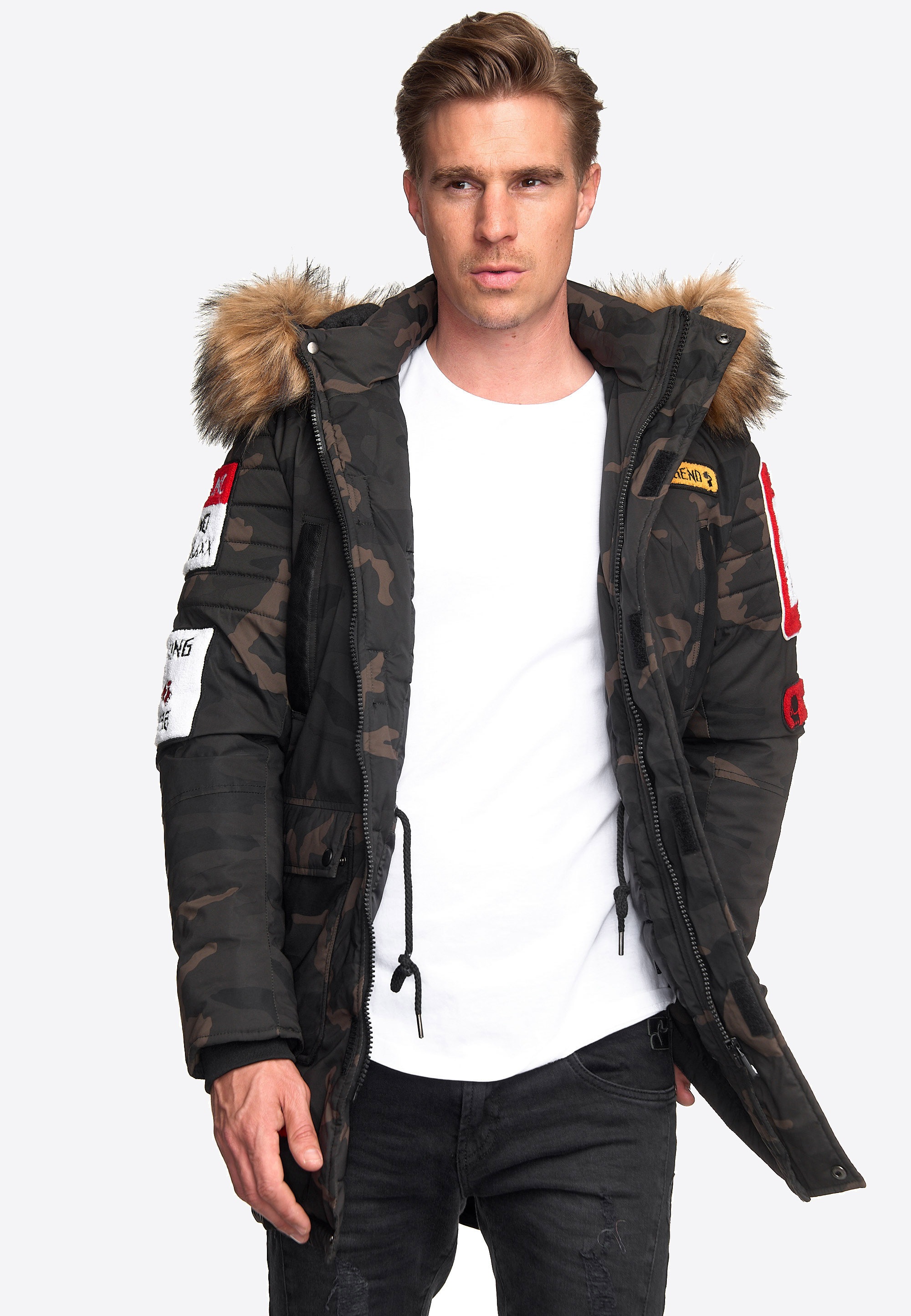 Cipo & Baxx Parka, mit coolen Patches