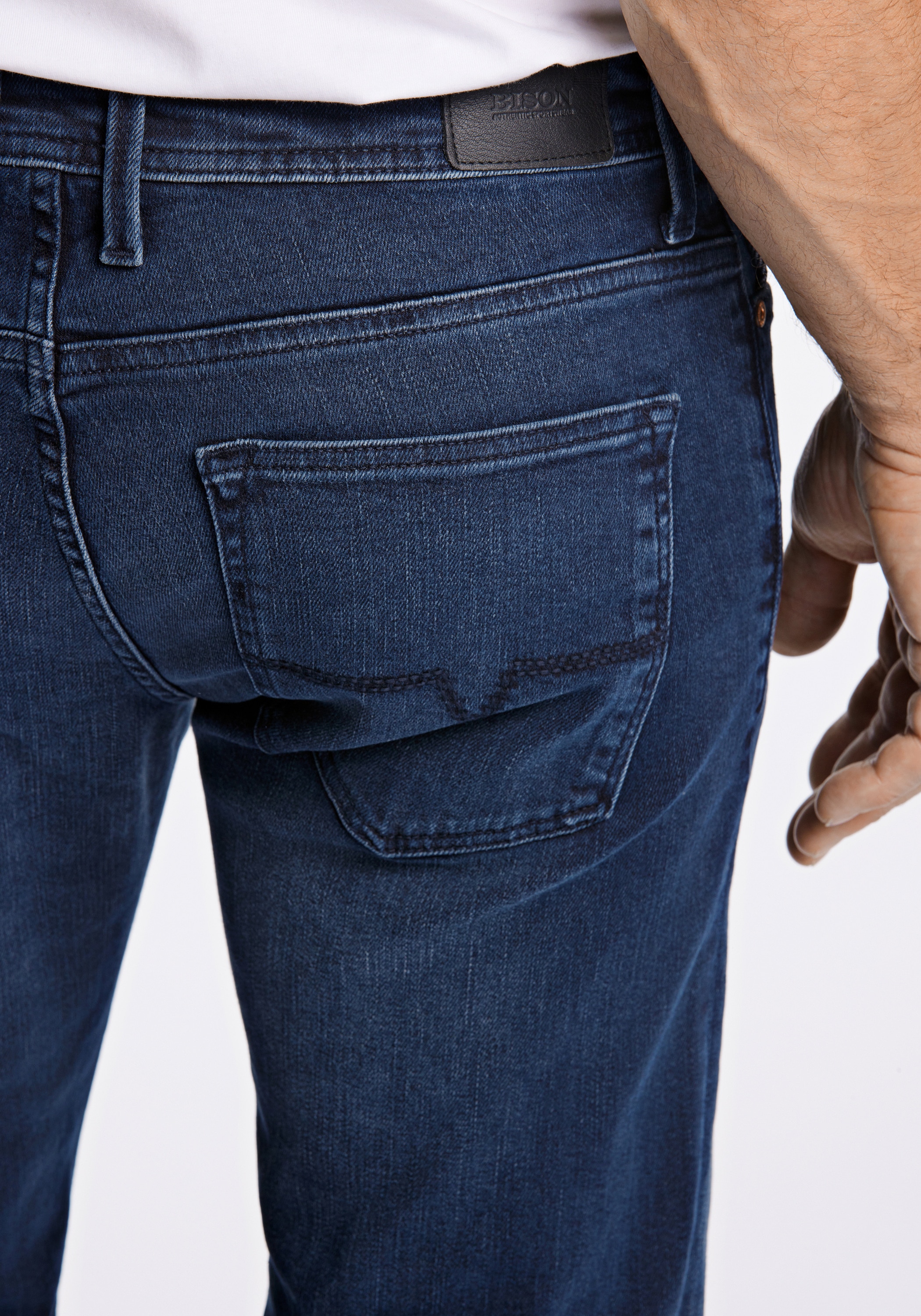 BISON 5-Pocket-Jeans »BISON Jeans«