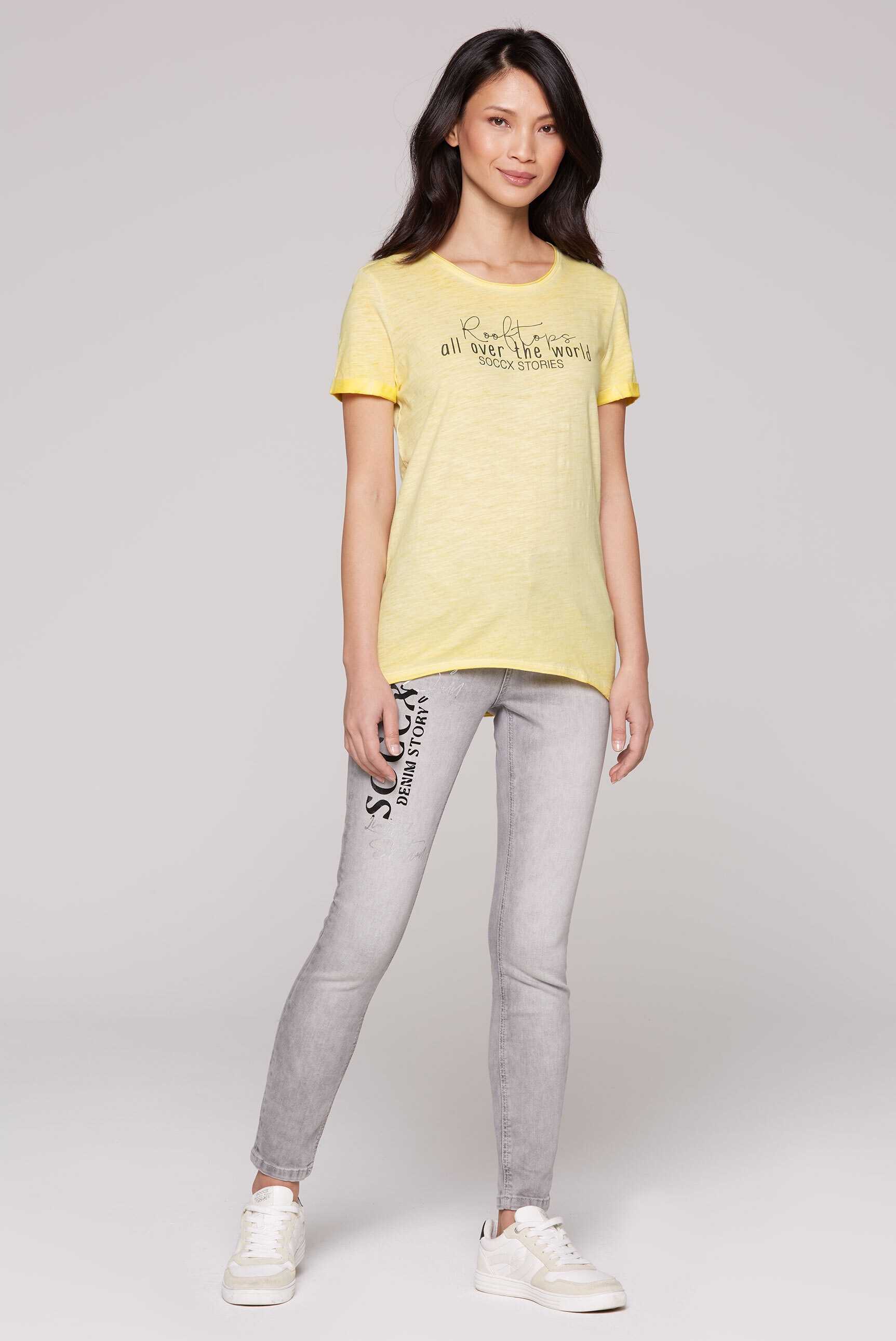 SOCCX Rundhalsshirt, mit offenen Kanten