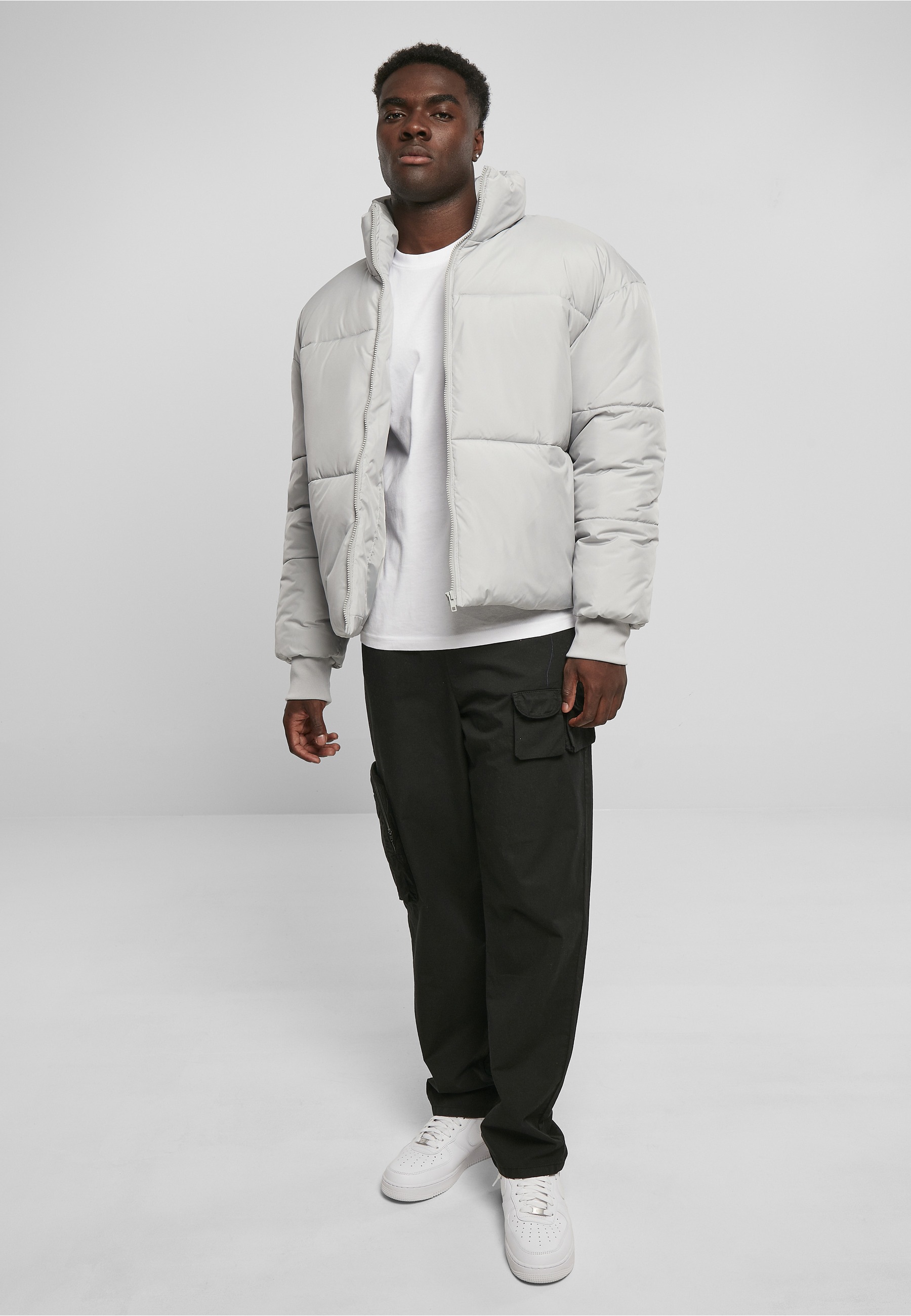 URBAN CLASSICS Winterjacke »Urban Classics Herren Short Big Puffer Jacket« 1 Stk. tlg. ohne Kapuze