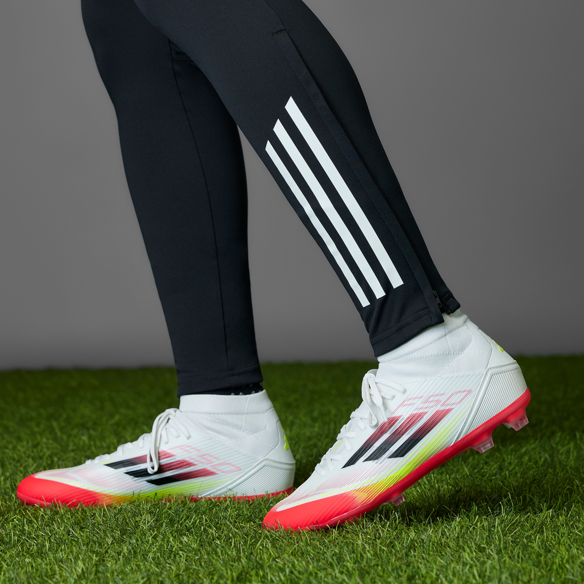 adidas Performance Fußballschuh »F50 LEAGUE MID FG/MG«