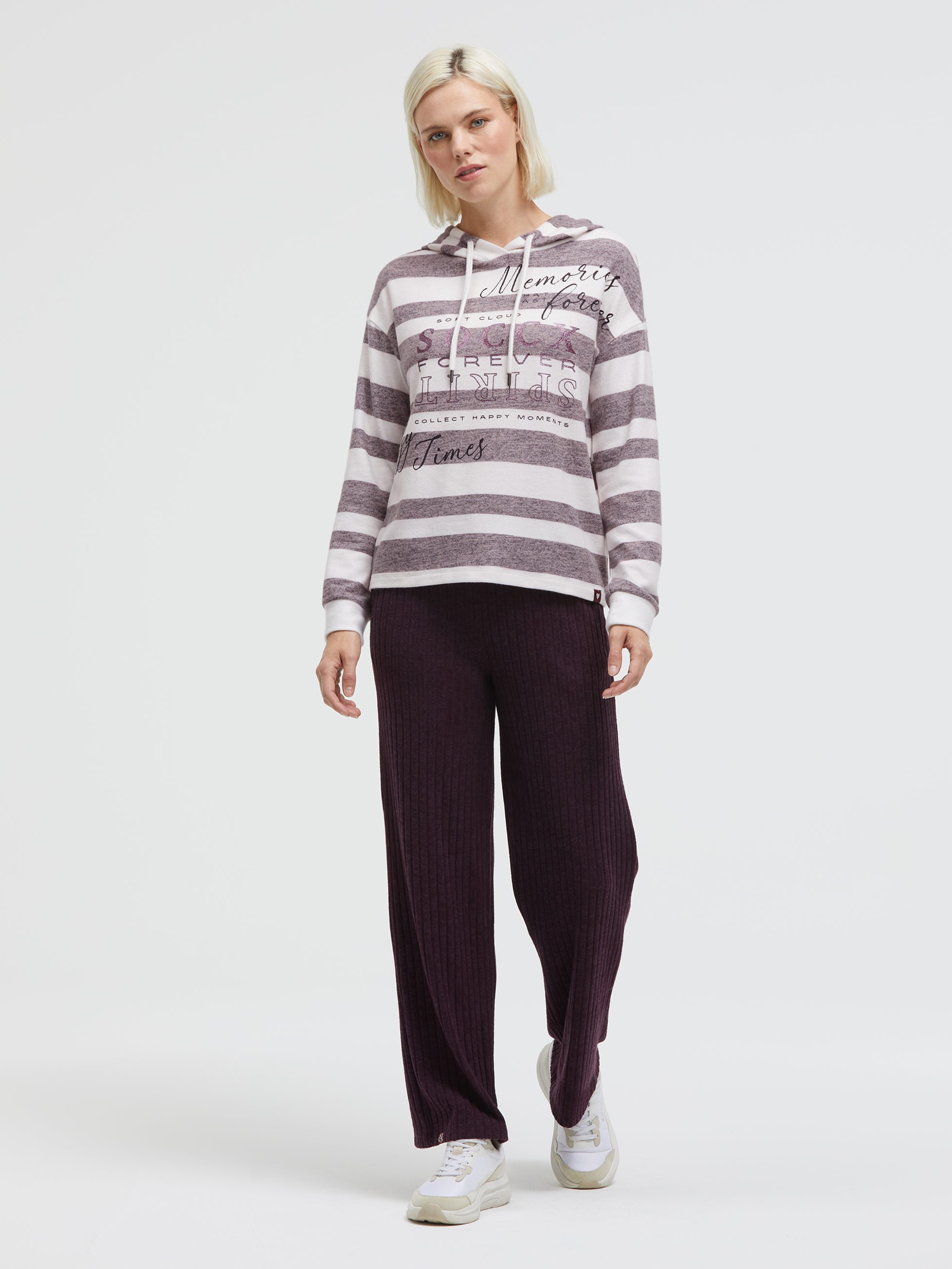 SOCCX Kapuzenpullover mit weicher Haptik