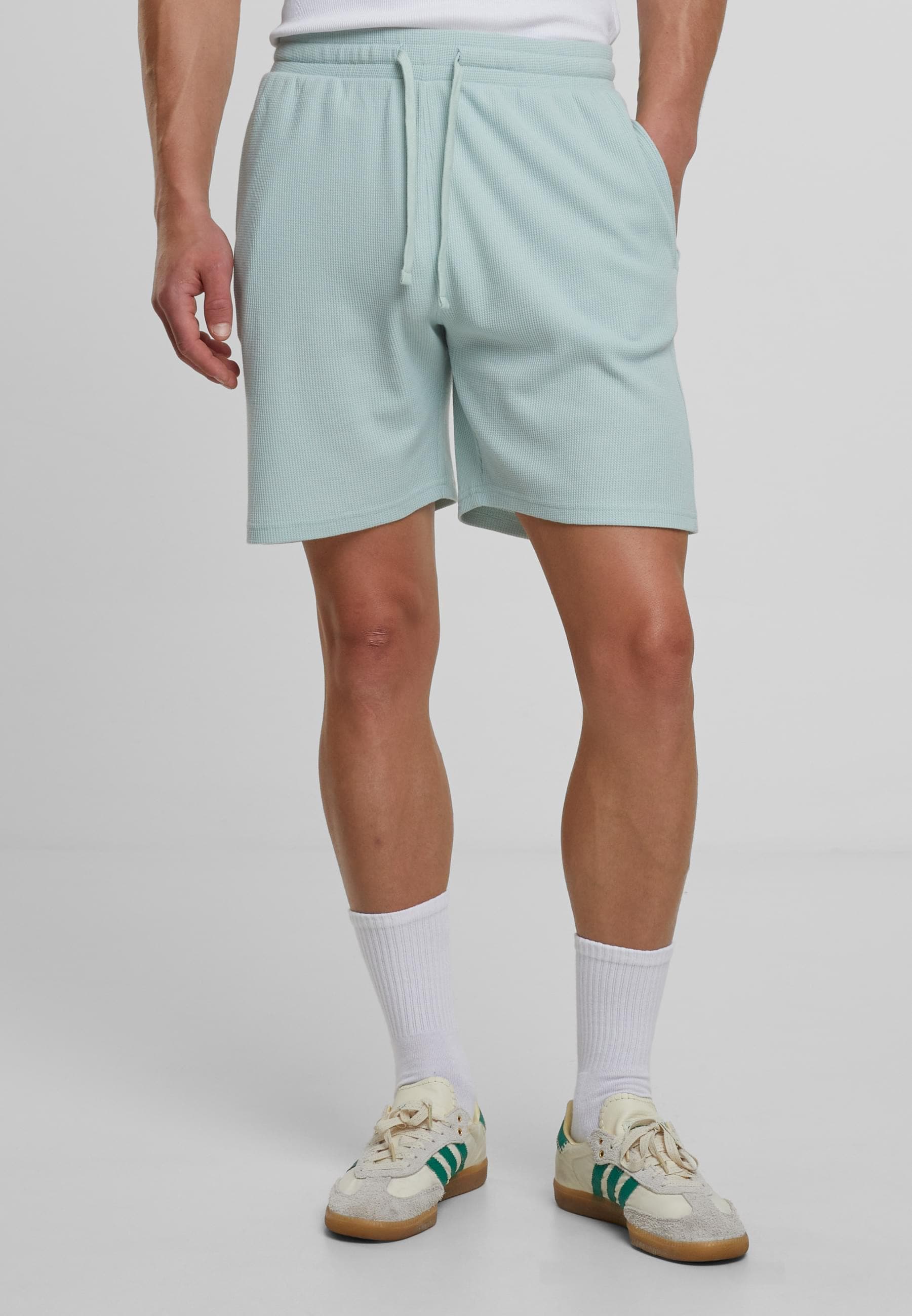 URBAN CLASSICS Sweatshorts »Urban Classics Herren Waffle Sweat Shorts«, (1 tlg.)