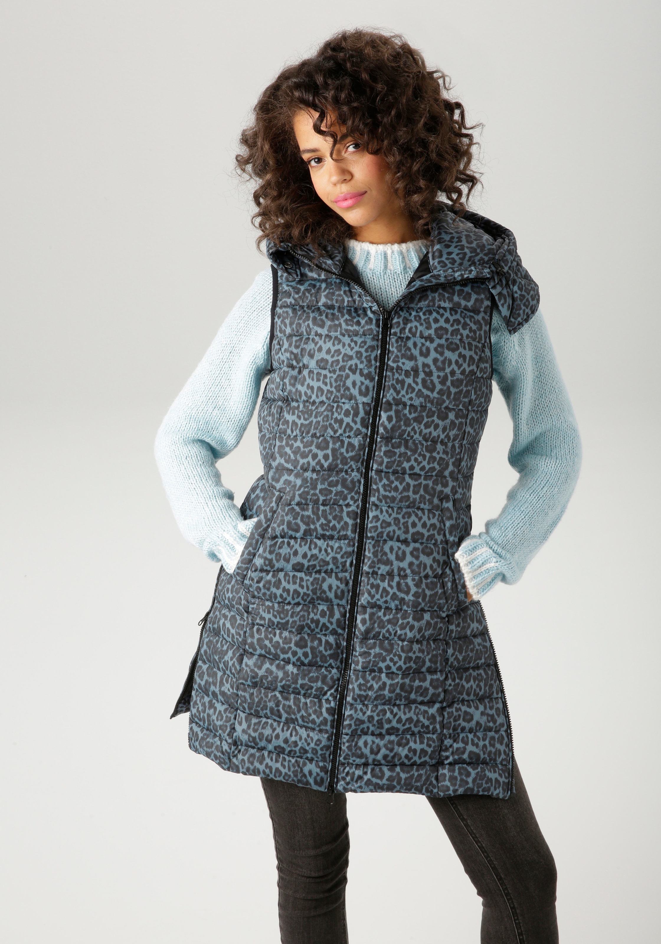 Aniston CASUAL Steppweste im extravaganten Leo-Muster günstig online kaufen