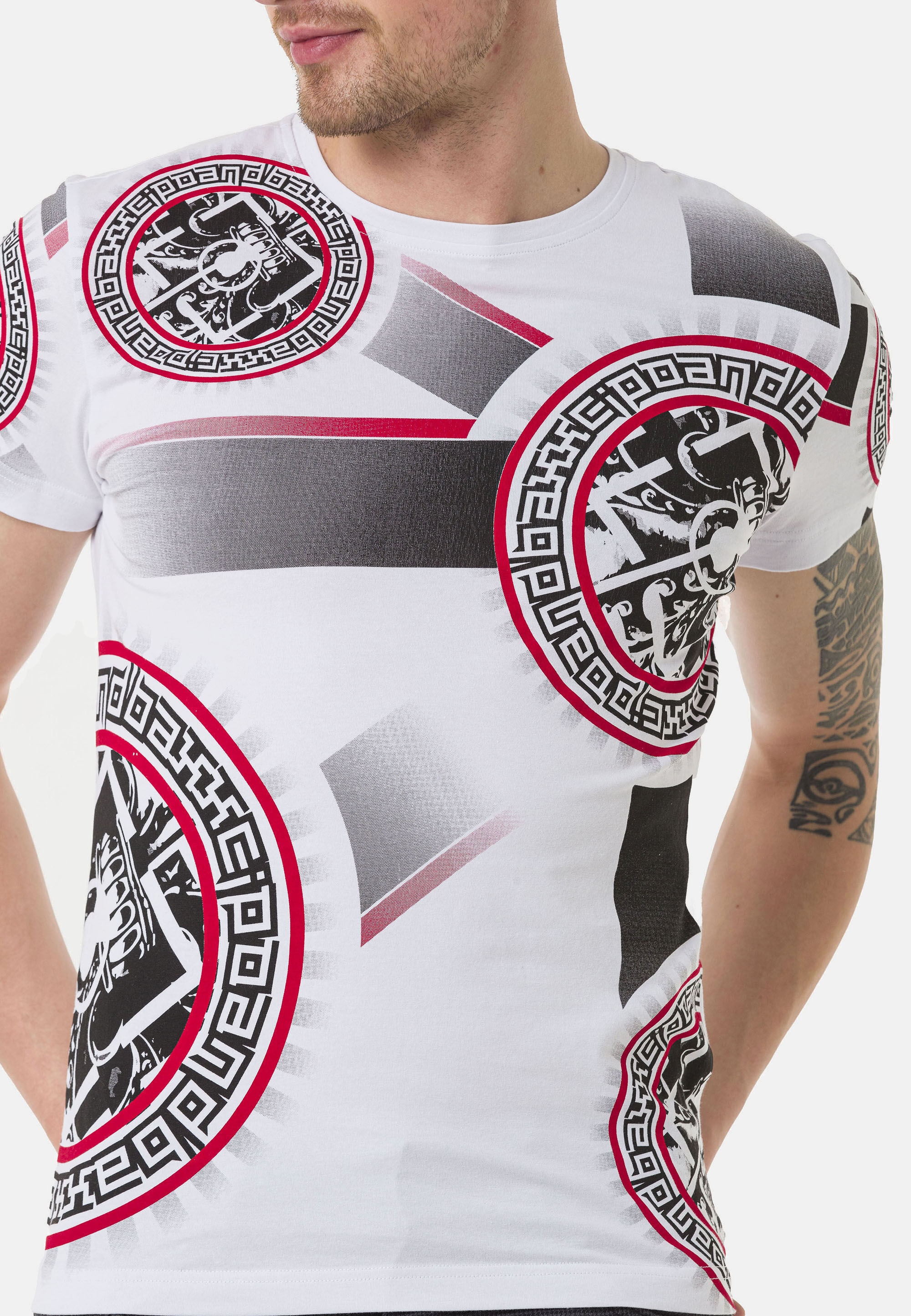 Cipo & Baxx T-Shirt »T-Shirt«, Frontprint mit verschiedenen Elementen