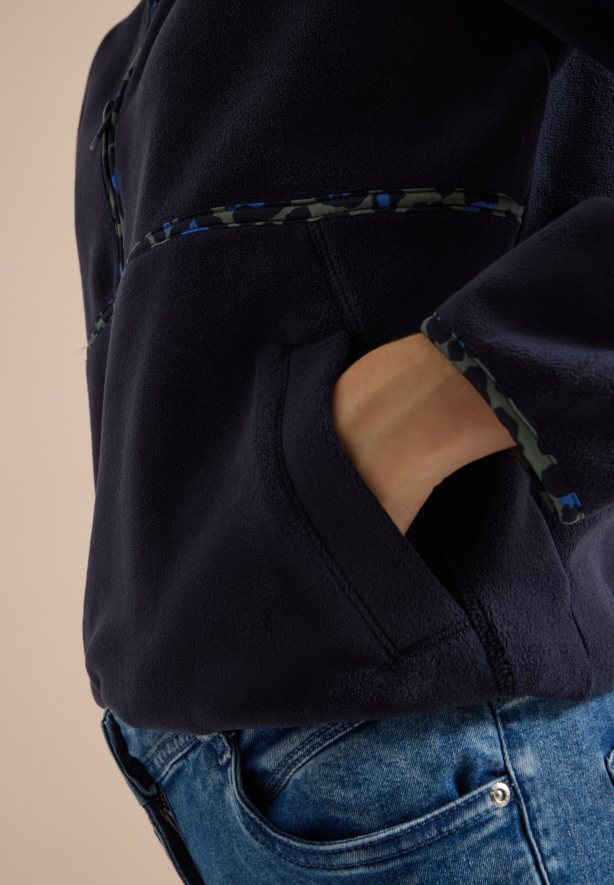 Cecil Fleecepullover , Kontrastfarbene Paspeln, Eingrifftaschen
