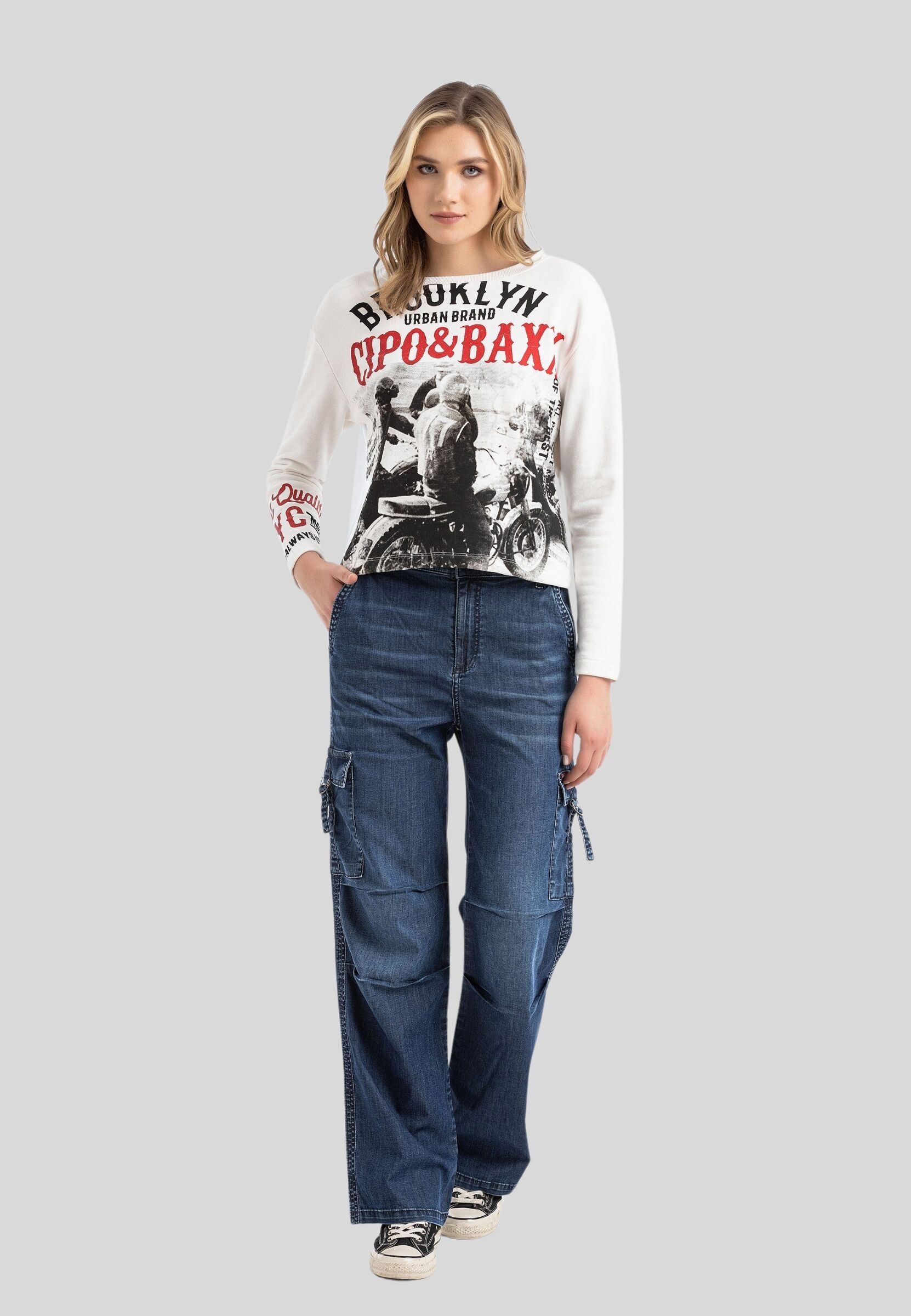 Cipo & Baxx T-Shirt »Cipo & Baxx Sweatshirts LONG SLEEVE T-SHIRT« hohem Tragekomfort