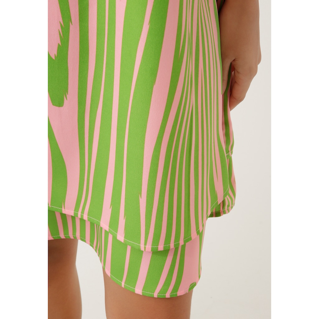 Aniston CASUAL Sommerkleid, mit trendfarbenem, kunstvollem Streifen-Dessin - NEUE KOLLEKTION