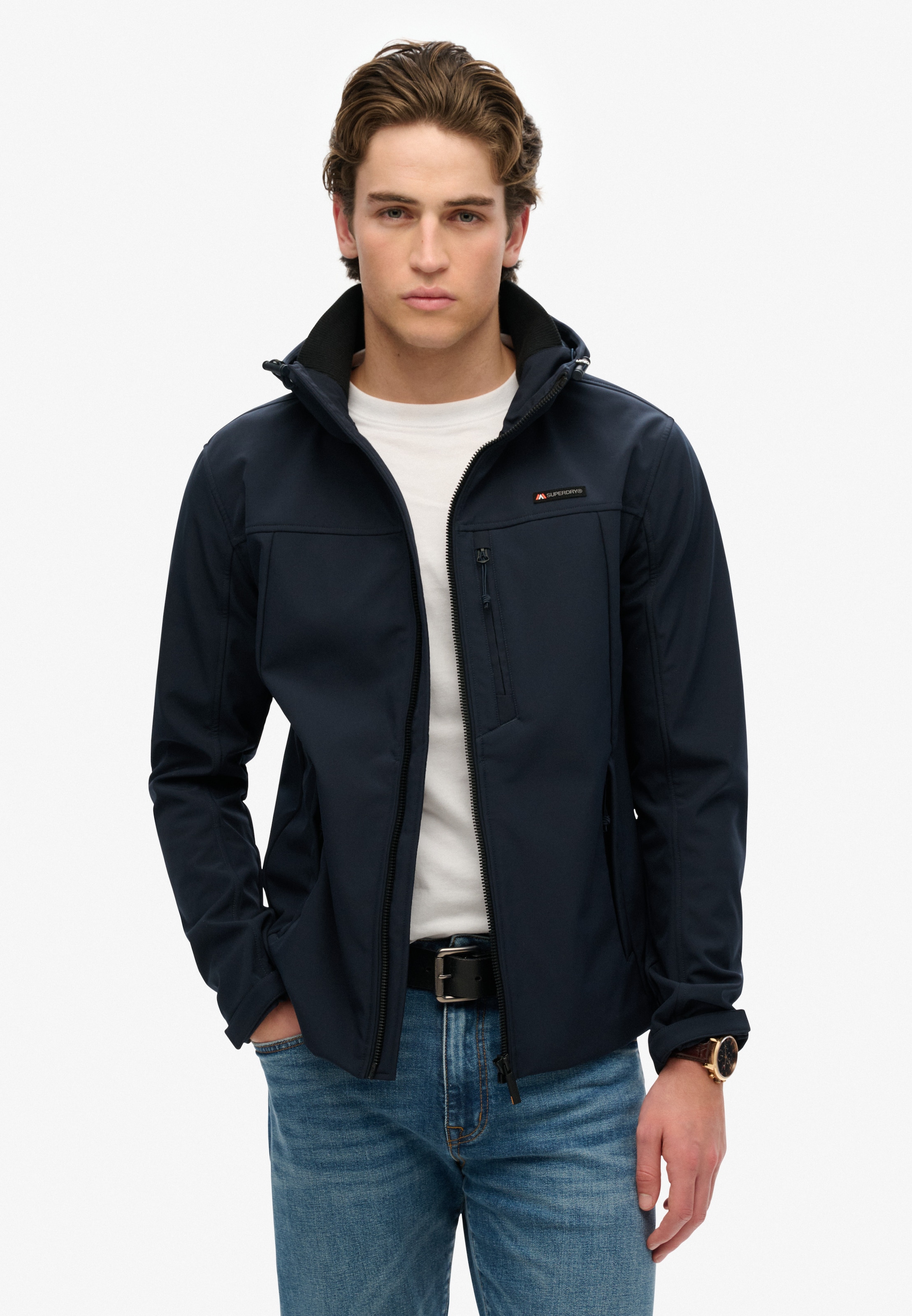 Superdry Outdoorjacke »HOODED SOFT SHELL TREKKER JKT«, mit Kapuze